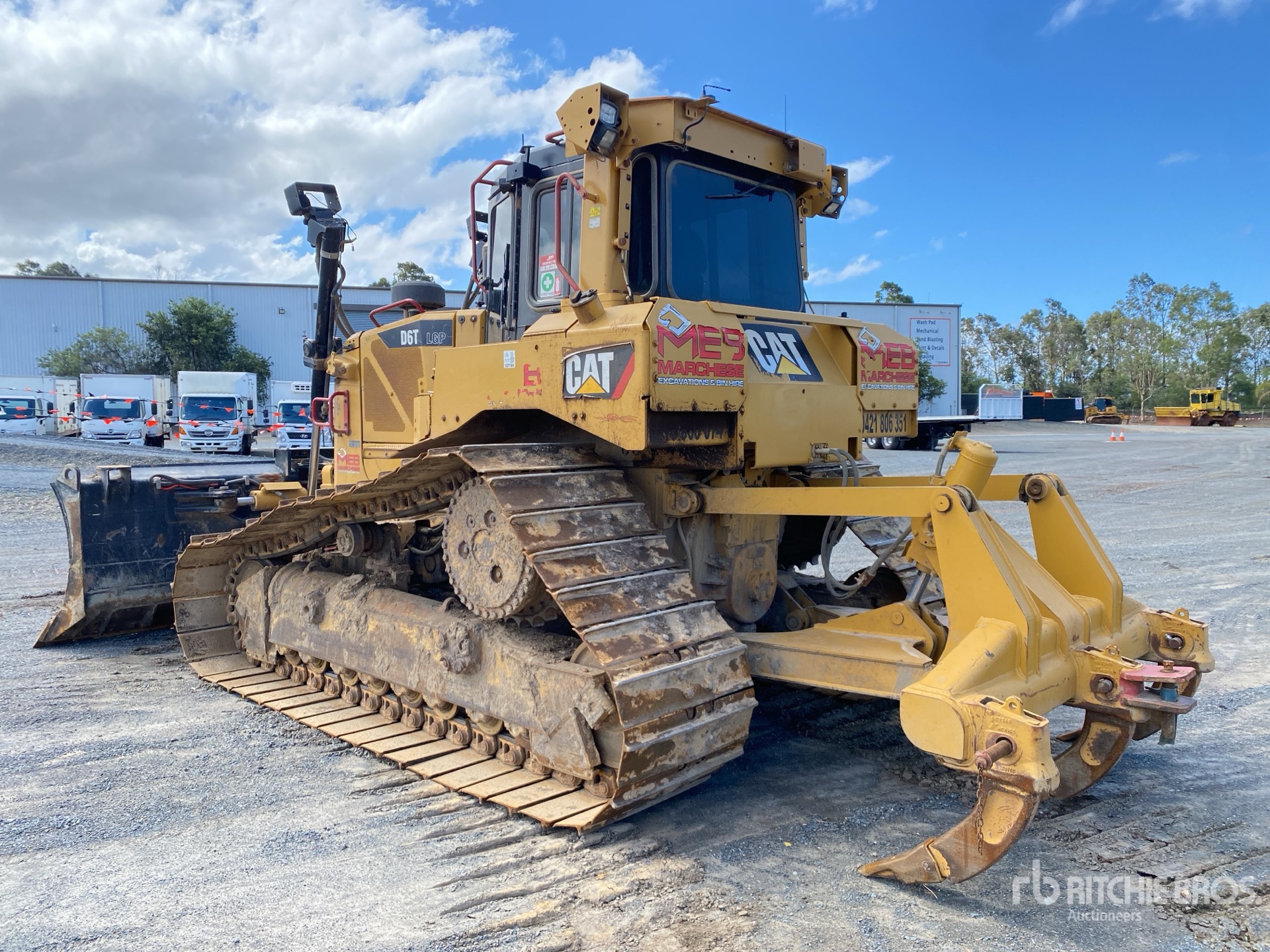 General Appearance with Picture, Left Rear Corner