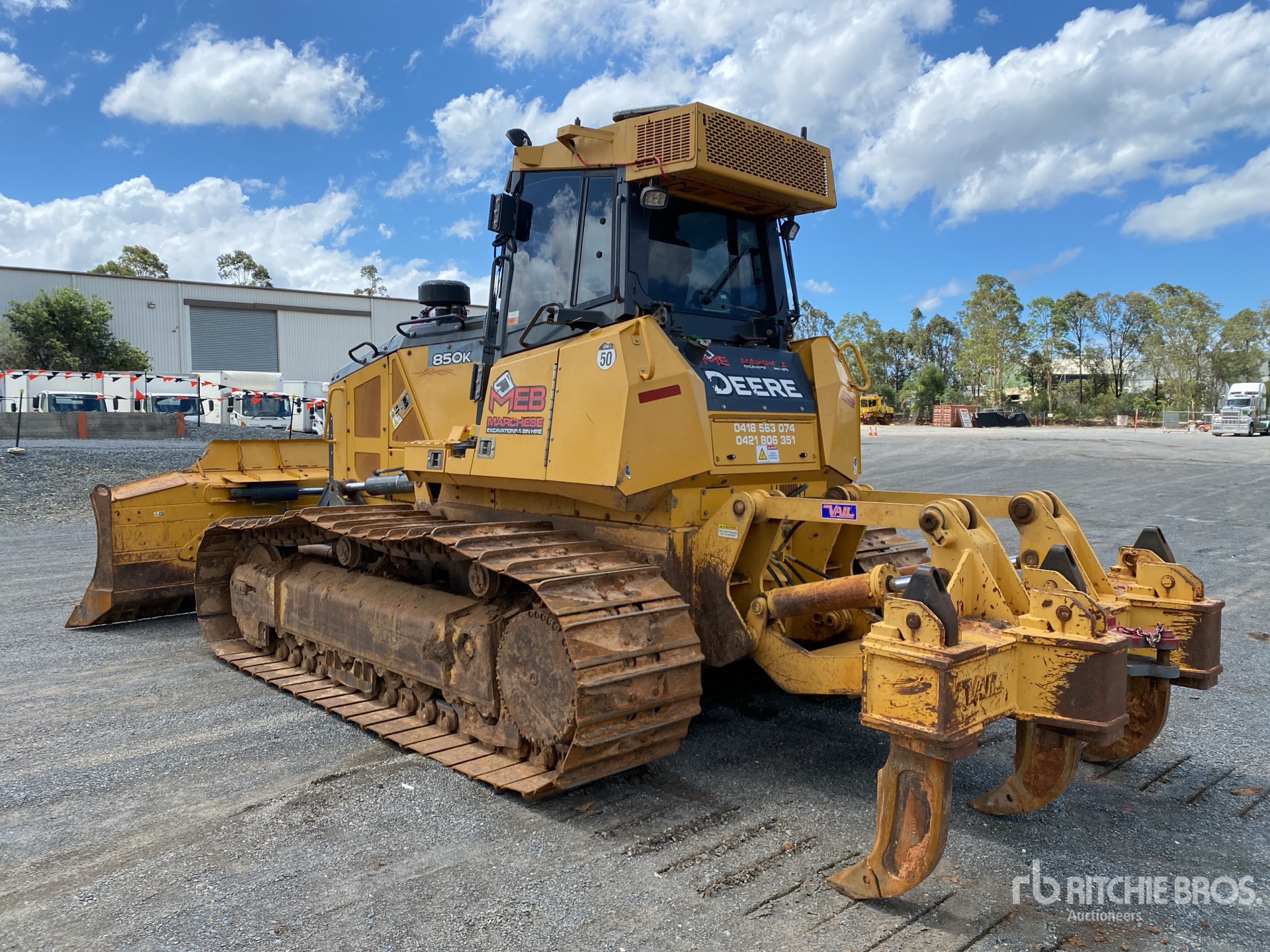 General Appearance with Picture, Left Rear Corner