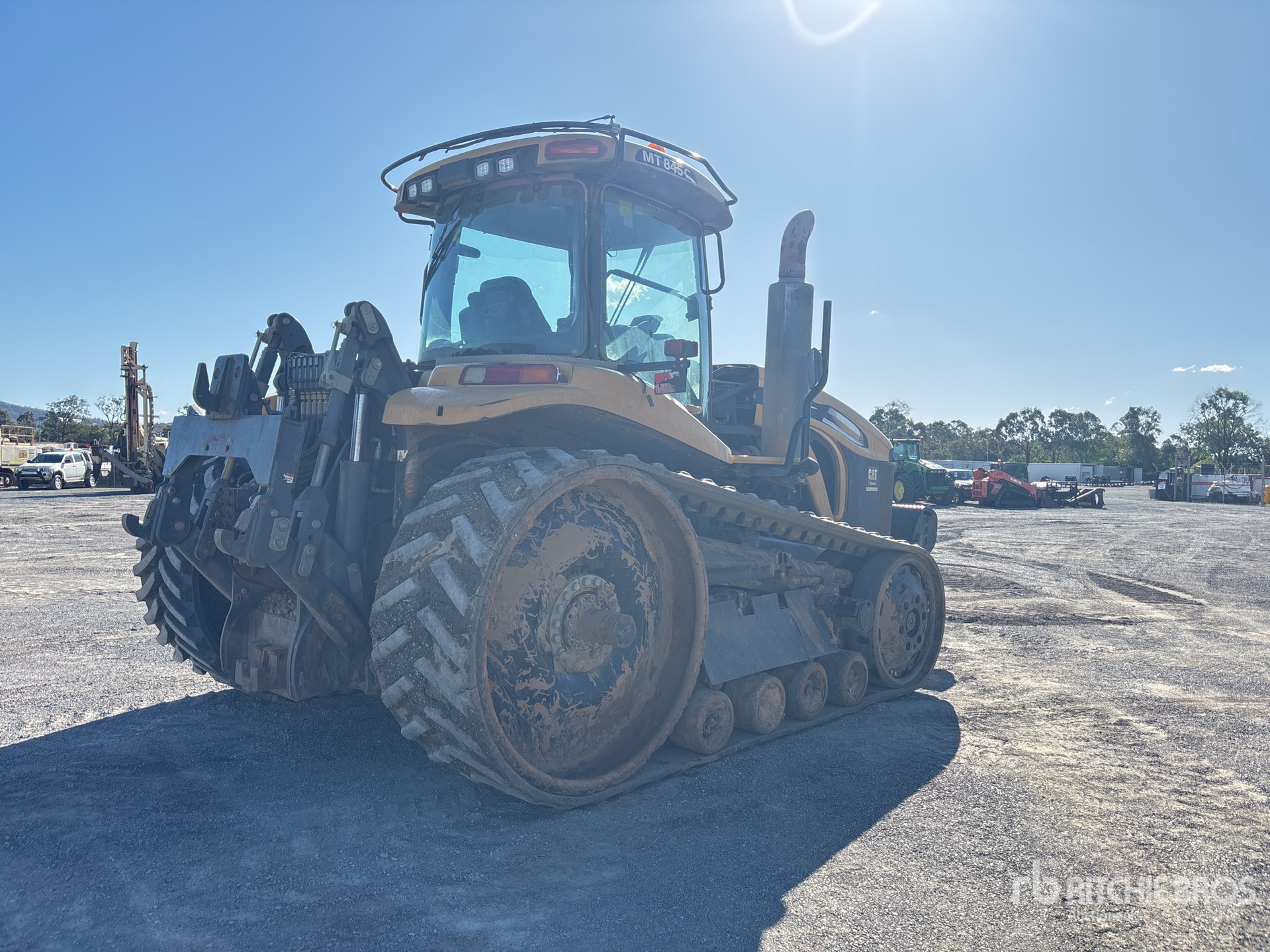 General Appearance with Foto, angolo anteriore sinistro