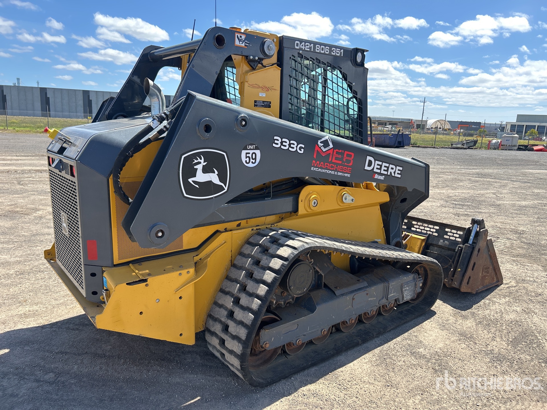 General Appearance with Bild, Ecke hinten rechts