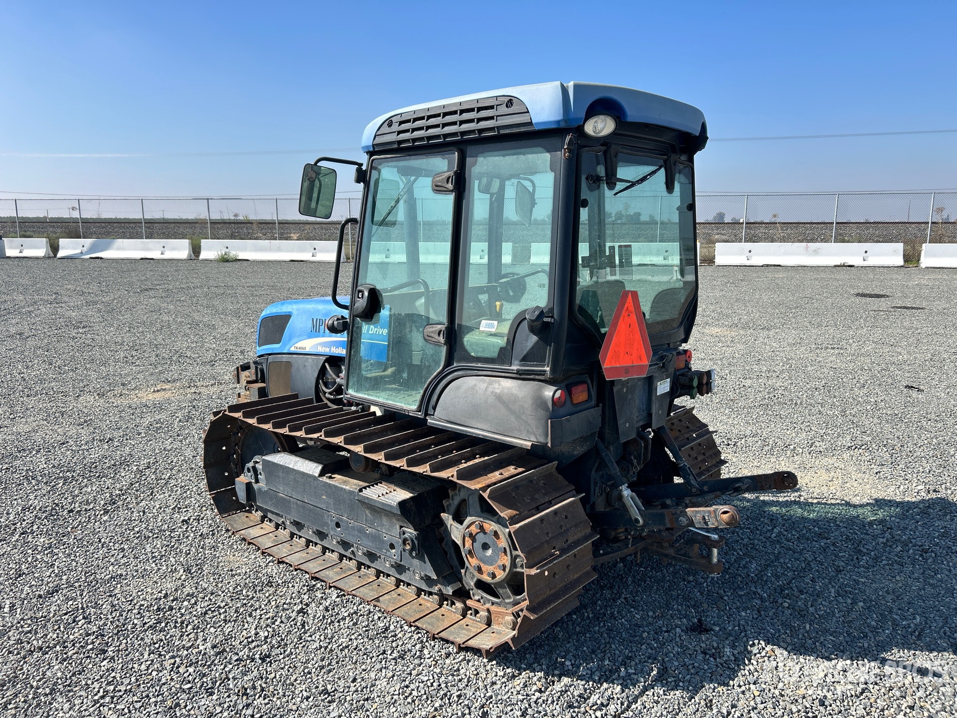 General Appearance with Imagen: esquina trasera izquierda