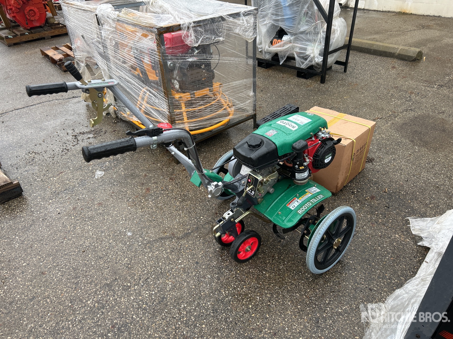 General Appearance with Picture, Right Rear Corner