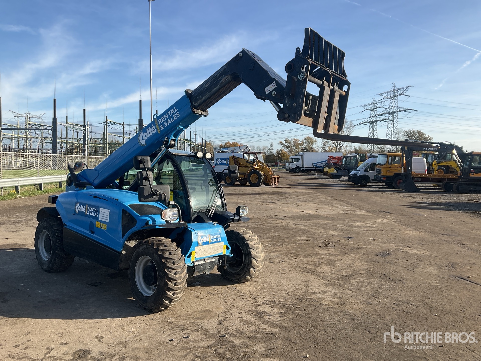 General Appearance with Picture, Right Front Corner