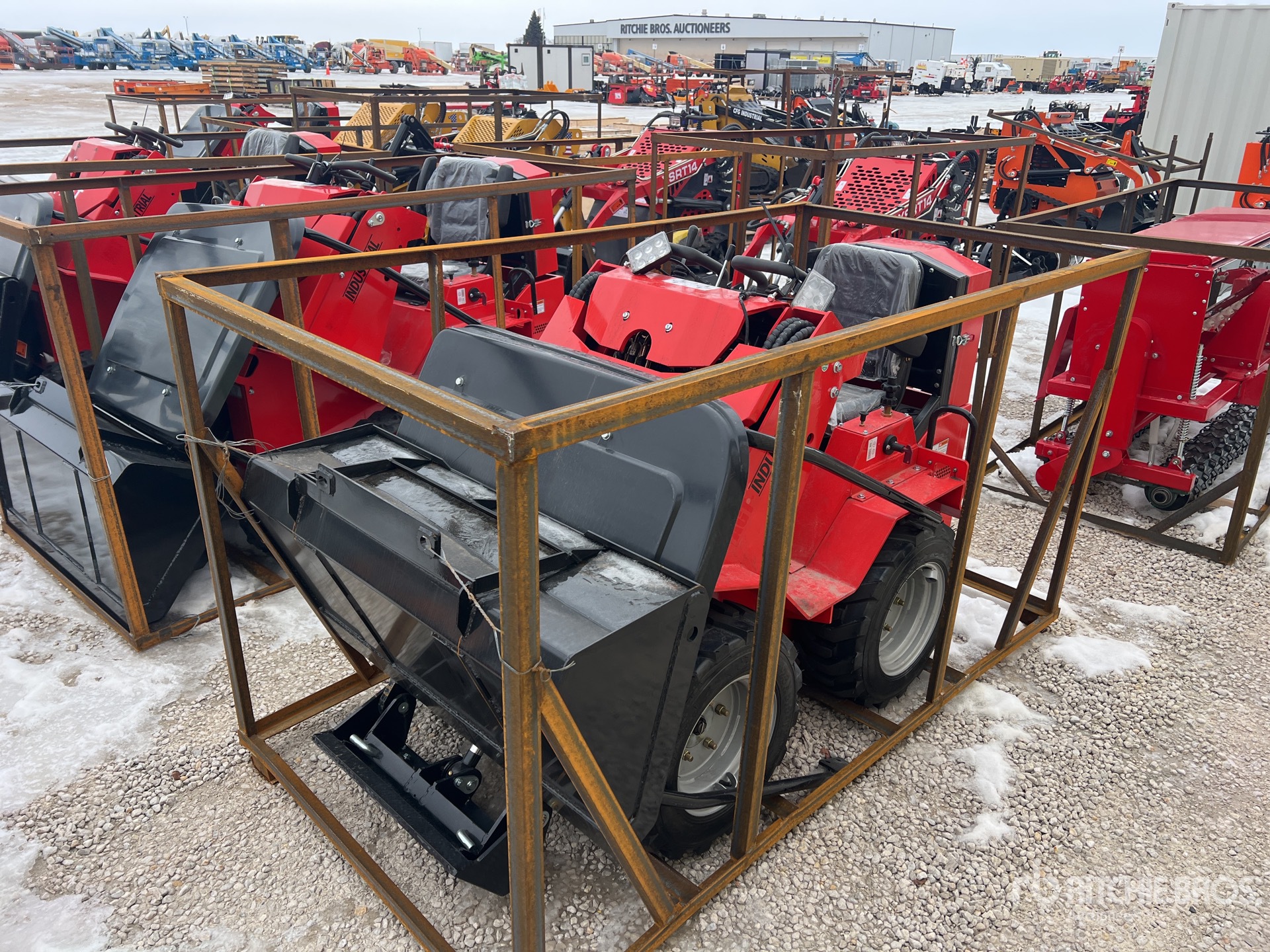 General Appearance with Bild, Ecke vorne links