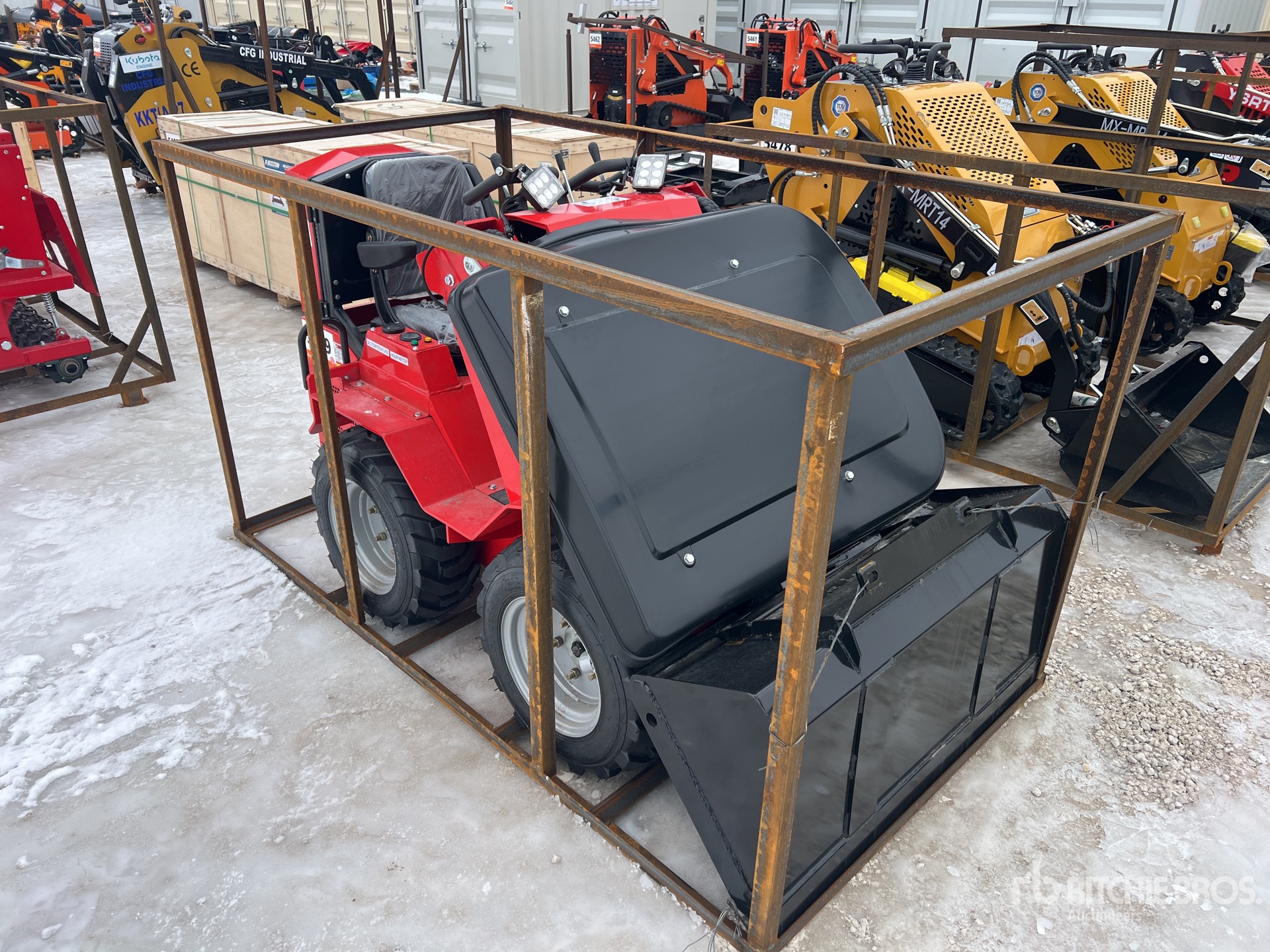 General Appearance with Bild, Ecke vorne rechts