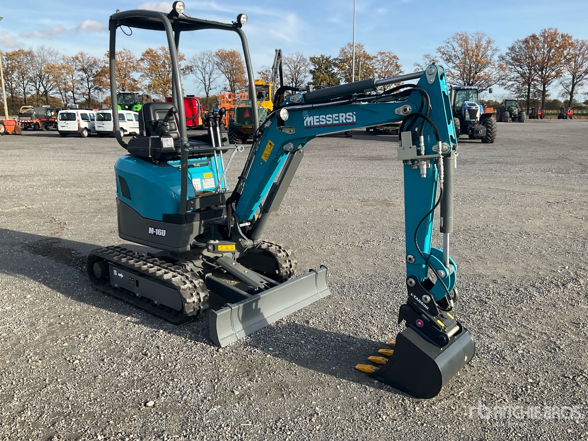 General Appearance with Zdjęcie, prawy górny róg