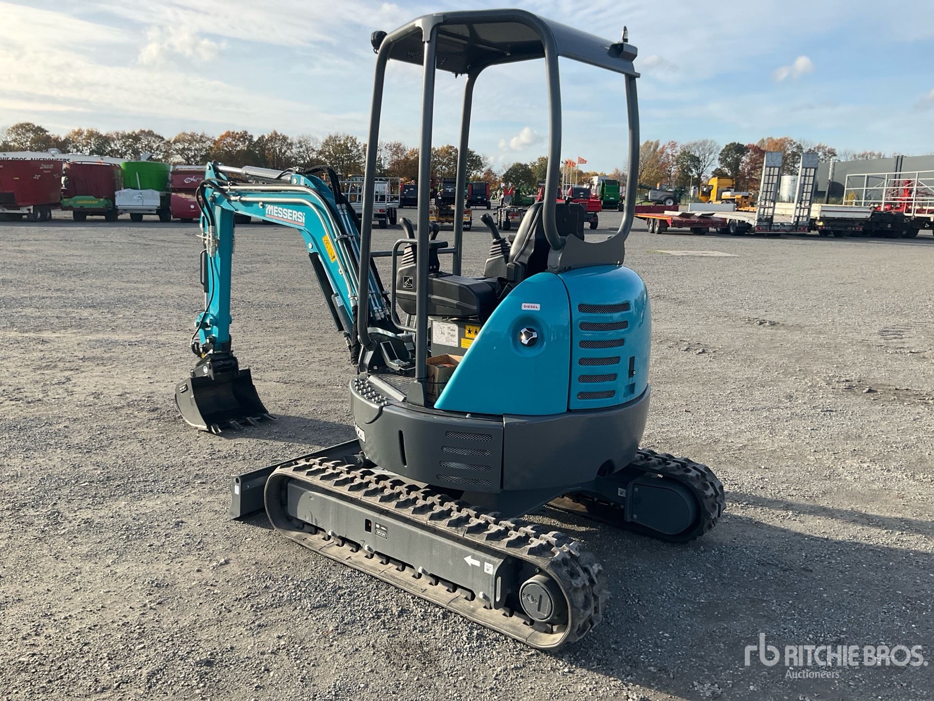 General Appearance with Picture, Left Rear Corner