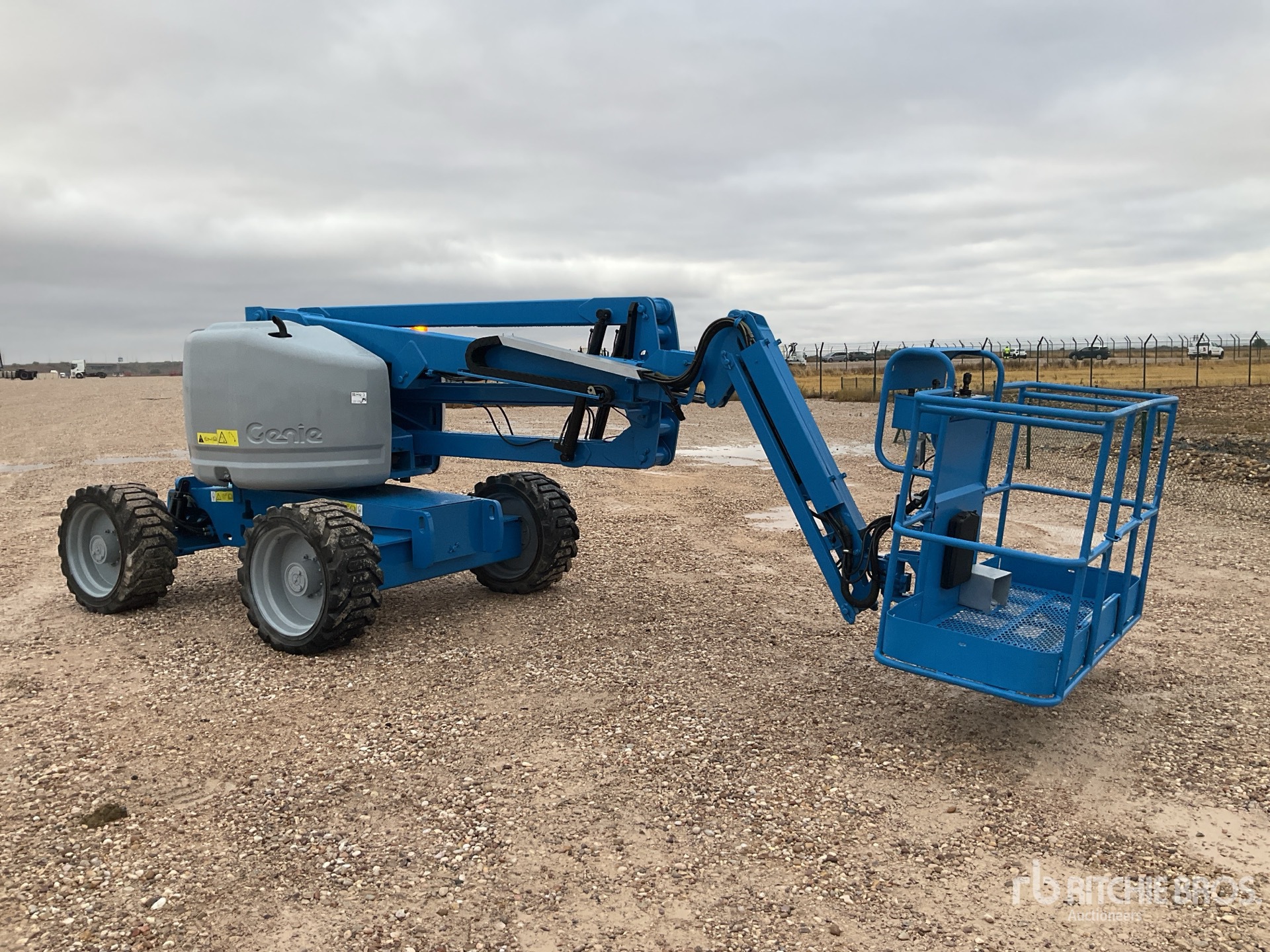 General Appearance with Bild, Ecke hinten links