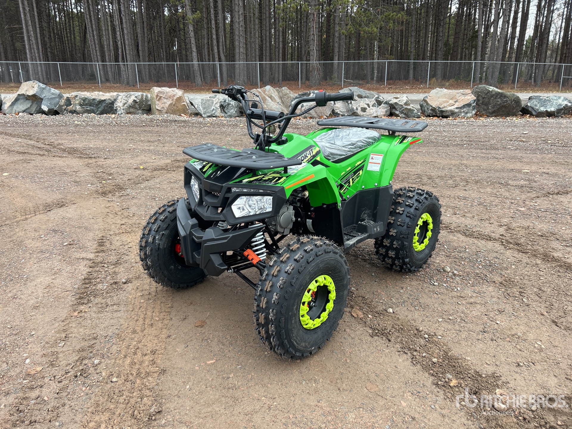 General Appearance with Picture, Left Front Corner