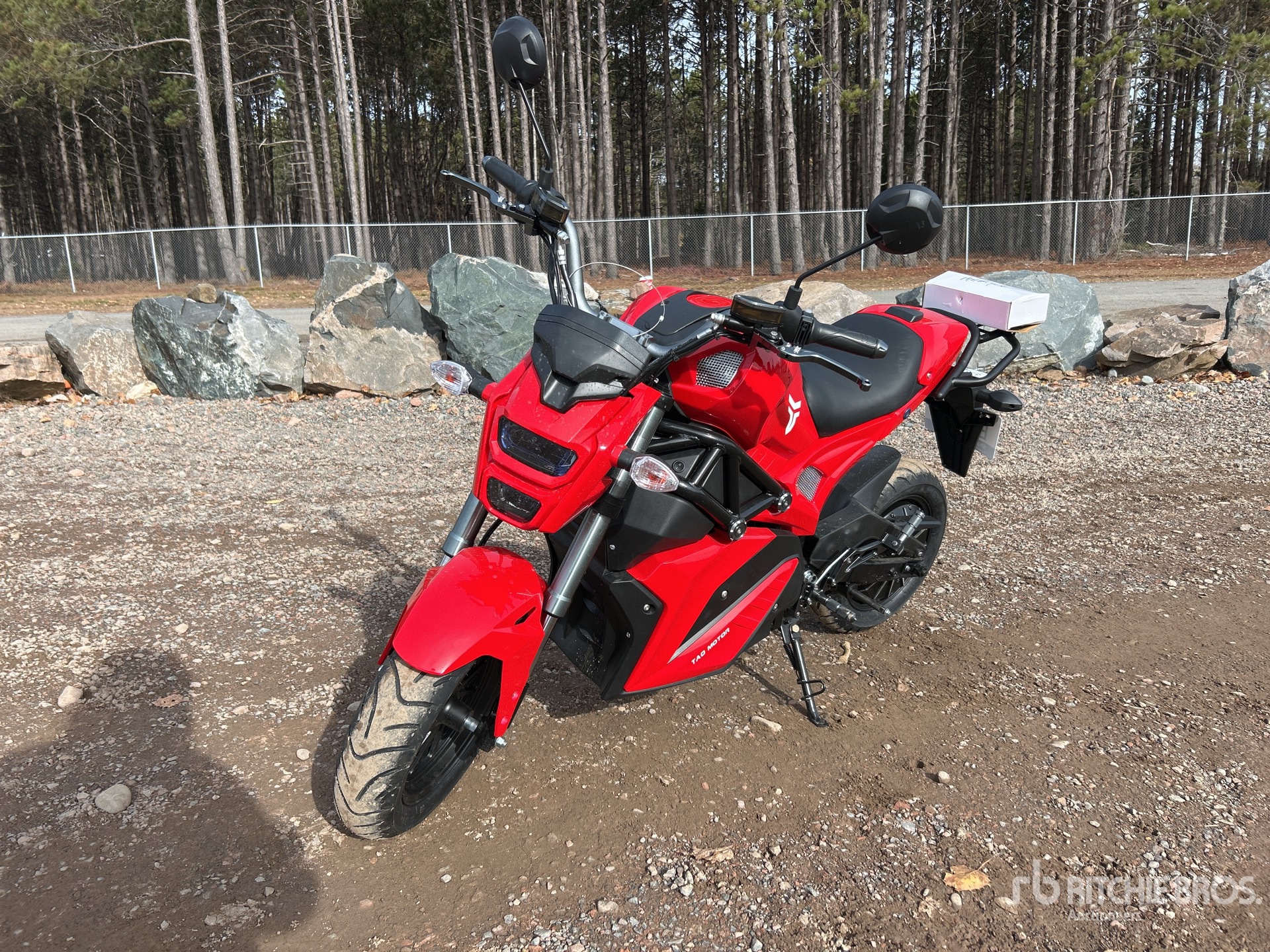 General Appearance with Featured Photo