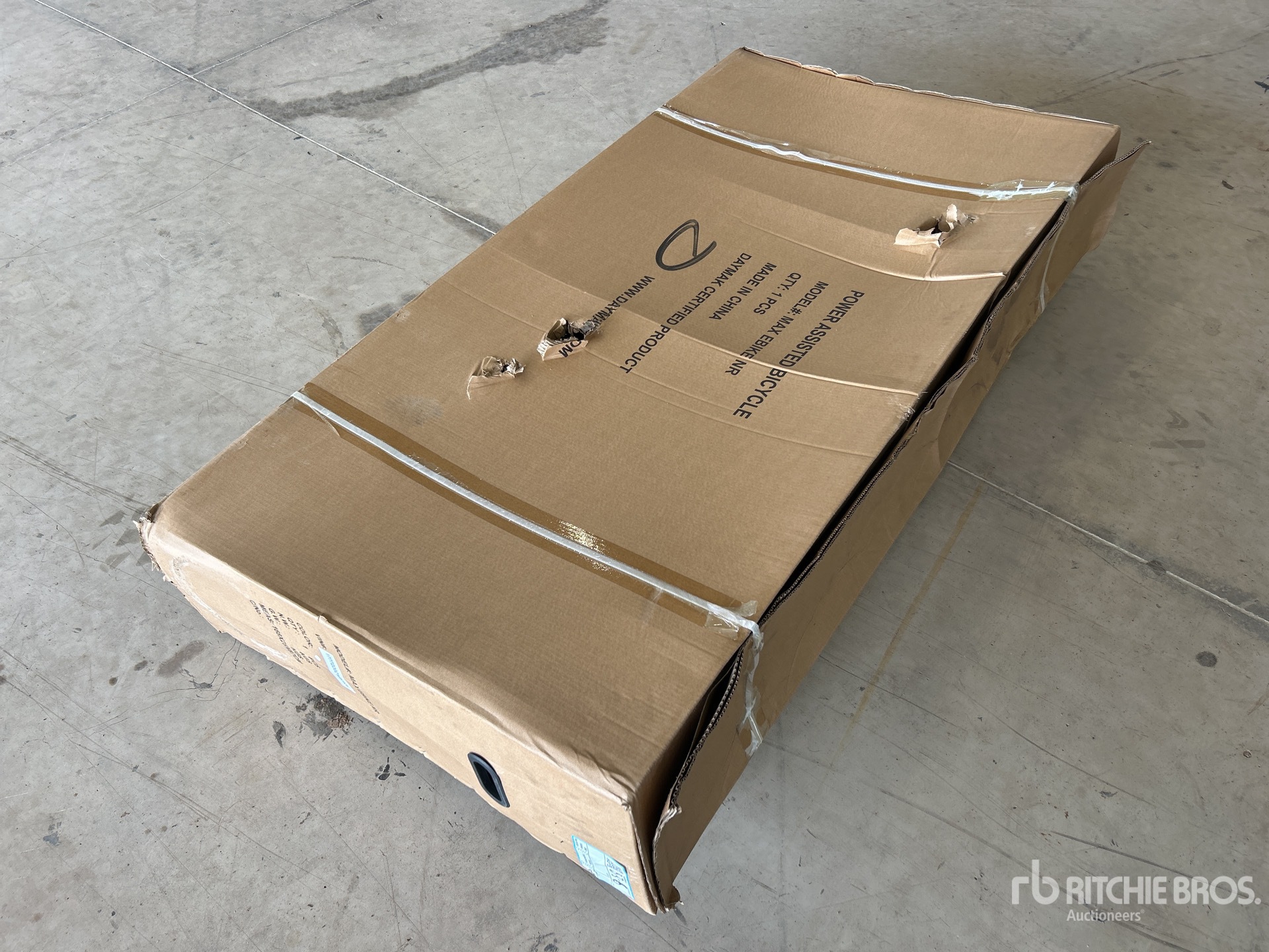 General Appearance with Picture, Left Rear Corner