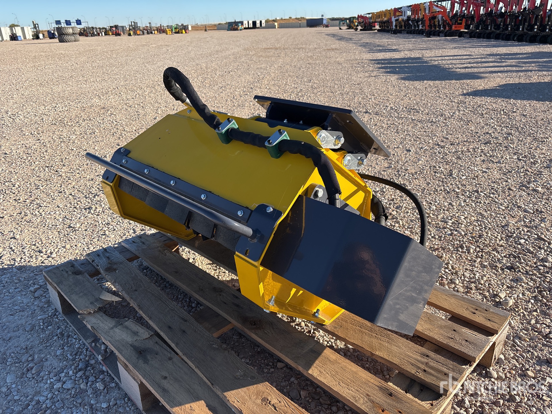 General Appearance with Bild, Ecke vorne rechts