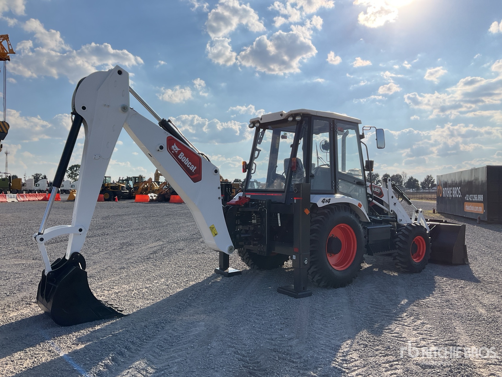 General Appearance with Picture, Right Rear Corner