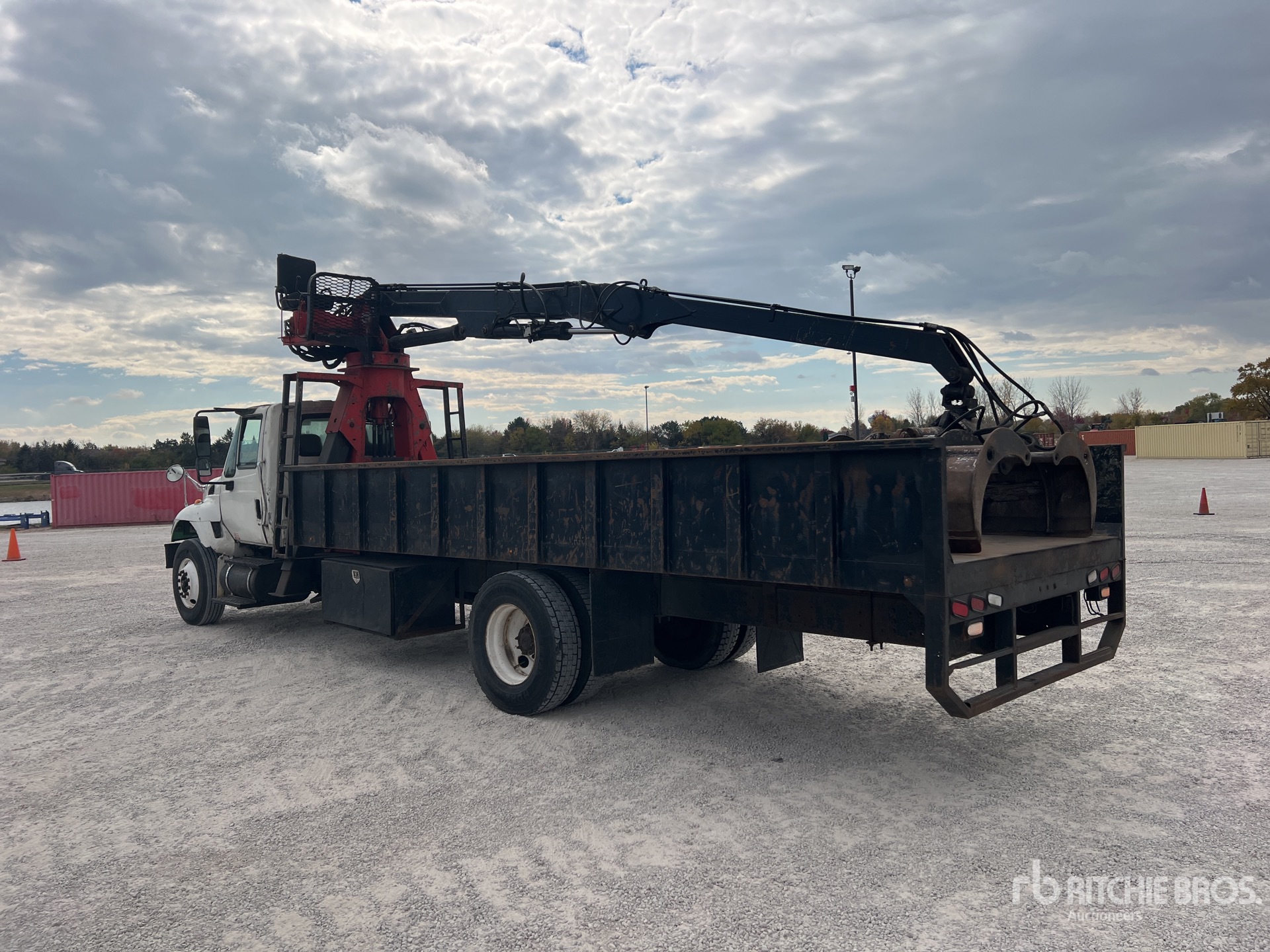 General Appearance with Bild, Ecke hinten links