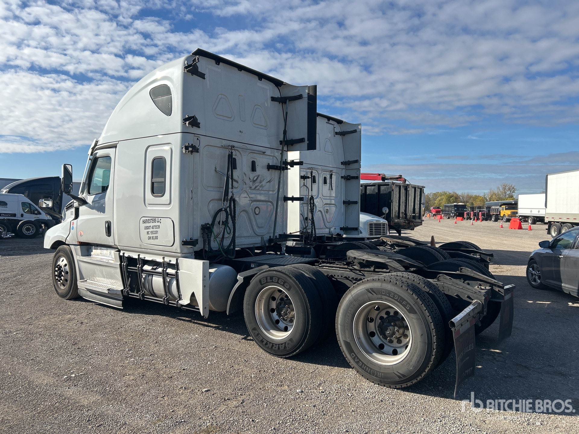 General Appearance with Imagen: esquina trasera izquierda