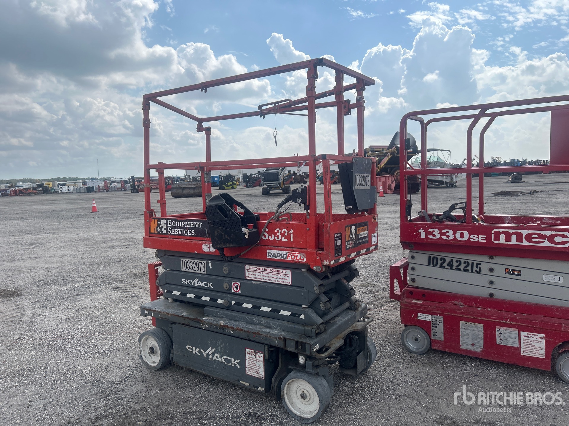 General Appearance with Imagen: esquina delantera derecha