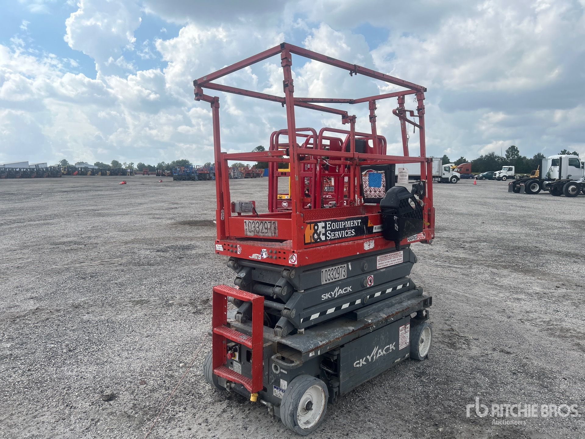 General Appearance with Imagen: esquina trasera derecha