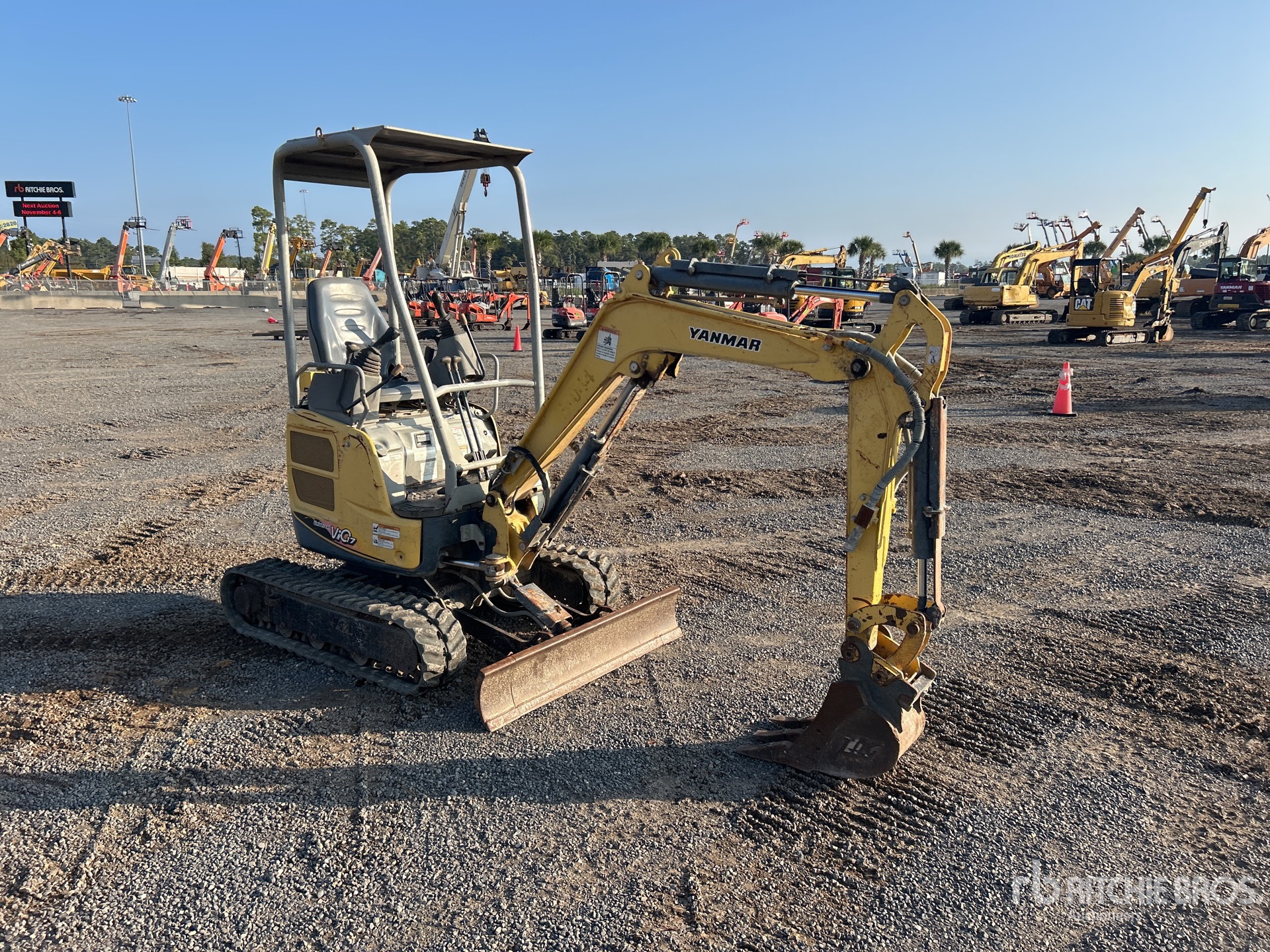 General Appearance with Picture, Right Front Corner