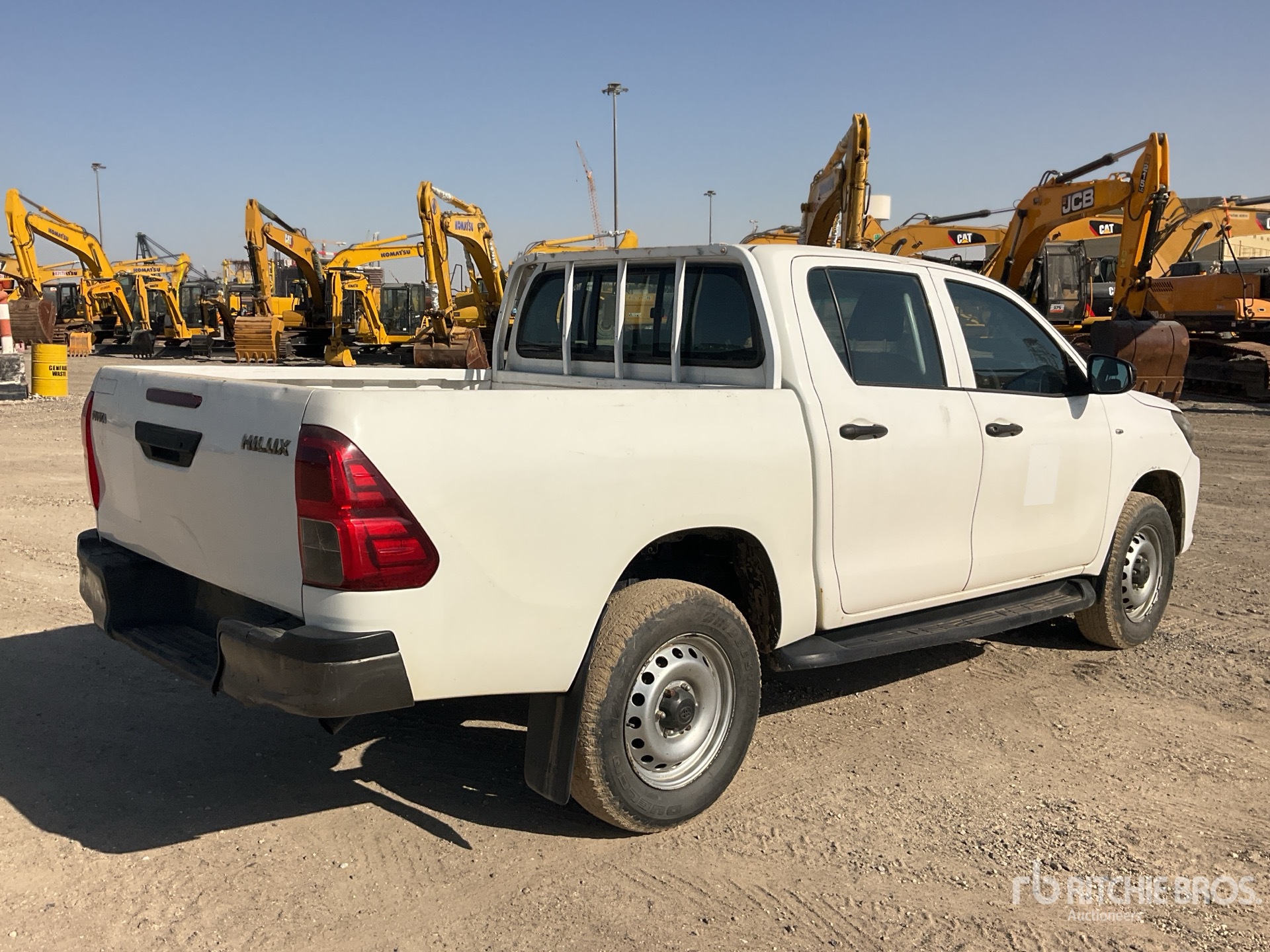 Aspect général with Image, coin arrière gauche