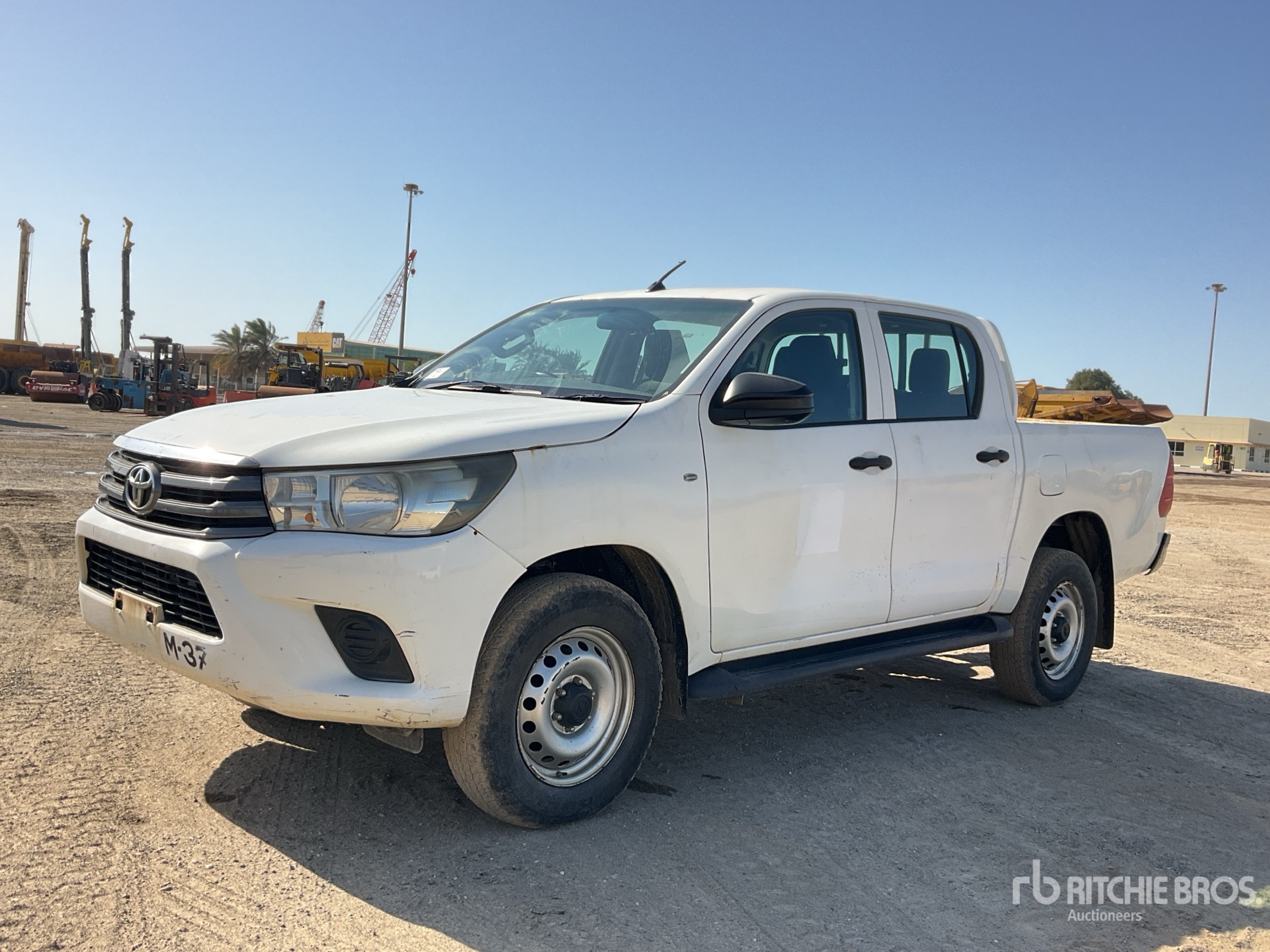 Aspect général with Image, coin avant droit