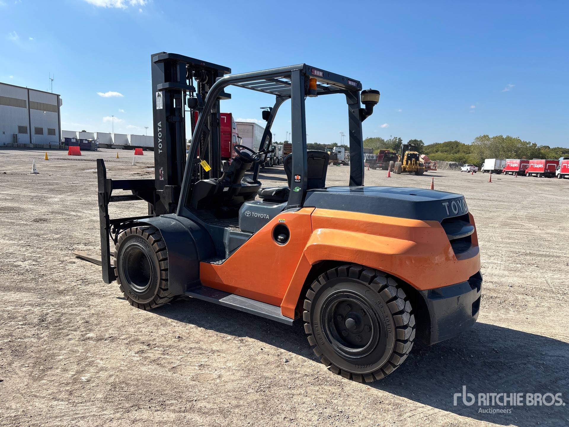 Aspect général with Image, coin arrière gauche