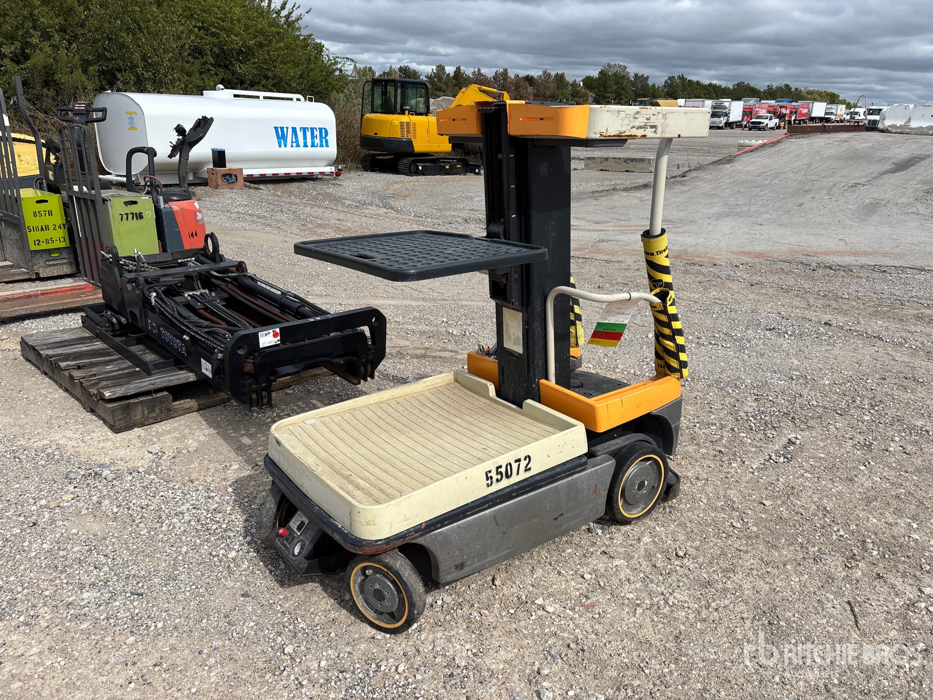 Aspect général with Image, coin avant gauche