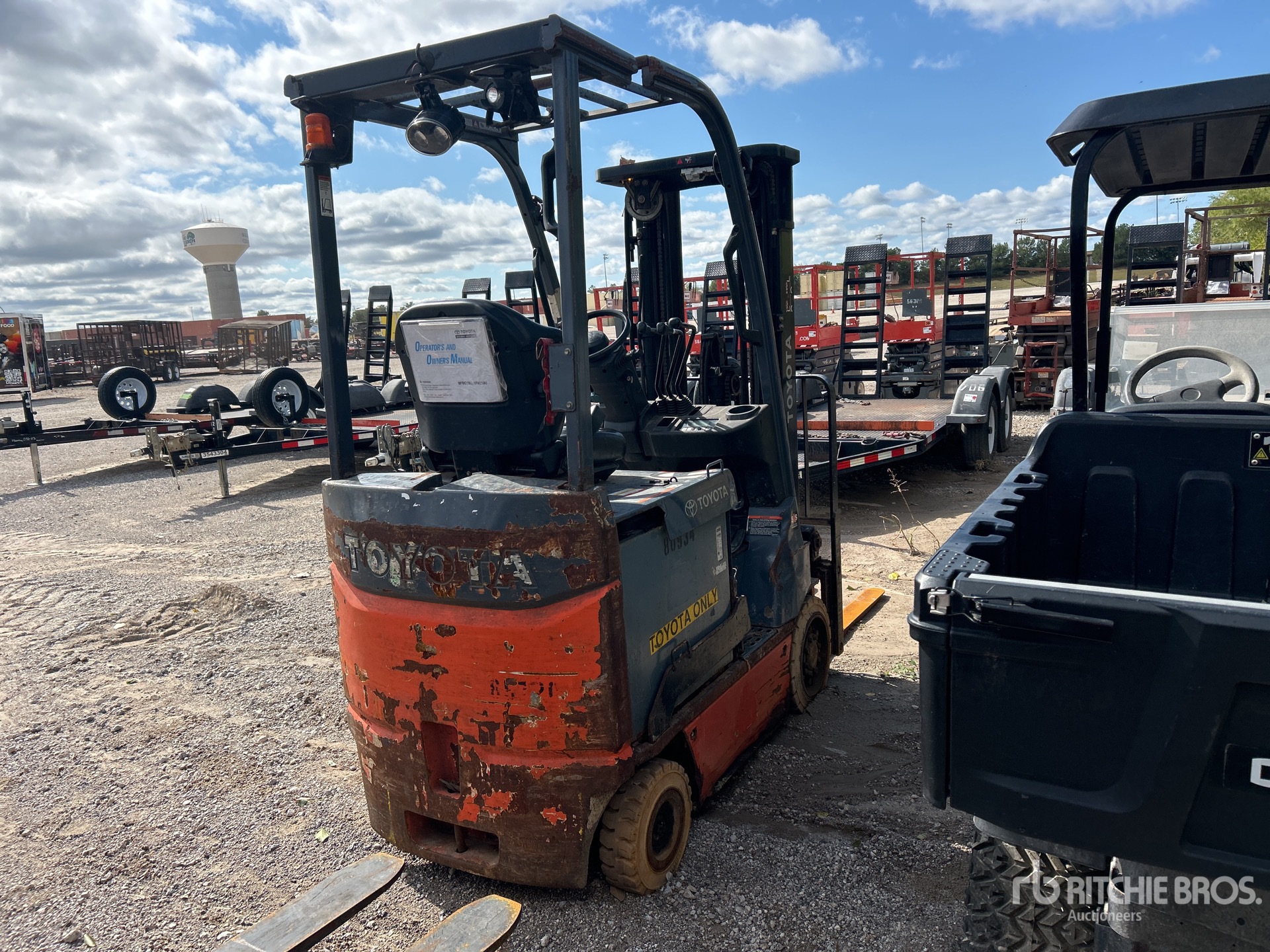 General Appearance with Imagen: esquina trasera derecha