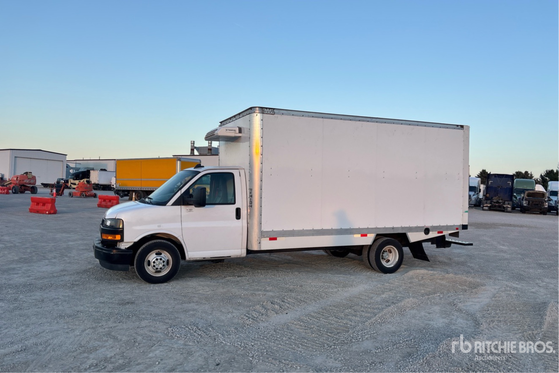 General Appearance with Picture, Left Front Corner