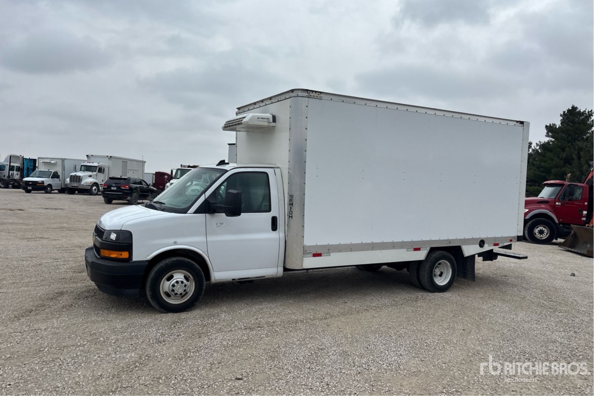 General Appearance with Picture, Left Front Corner