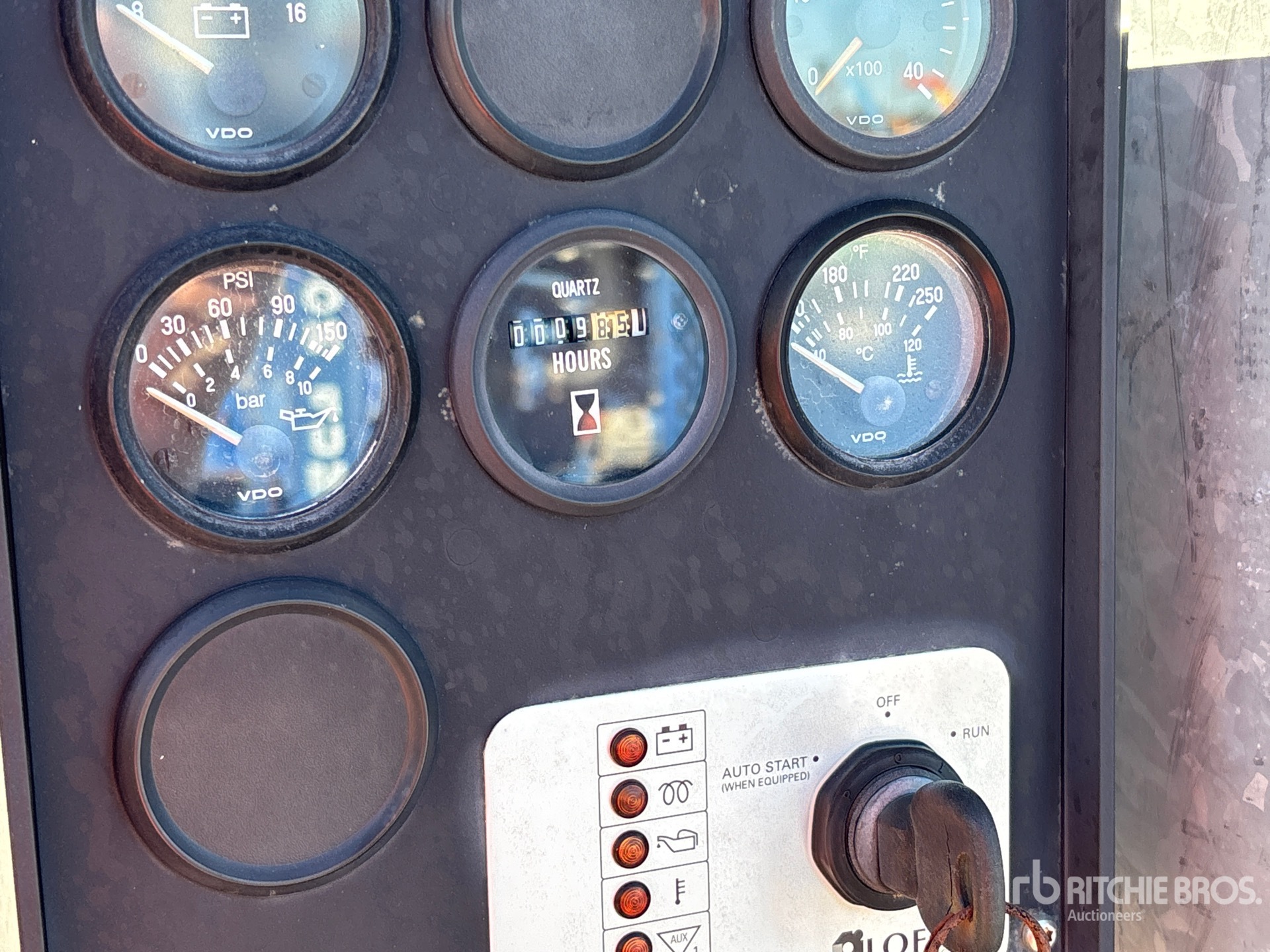 General Appearance with Hour Meter / Odometer