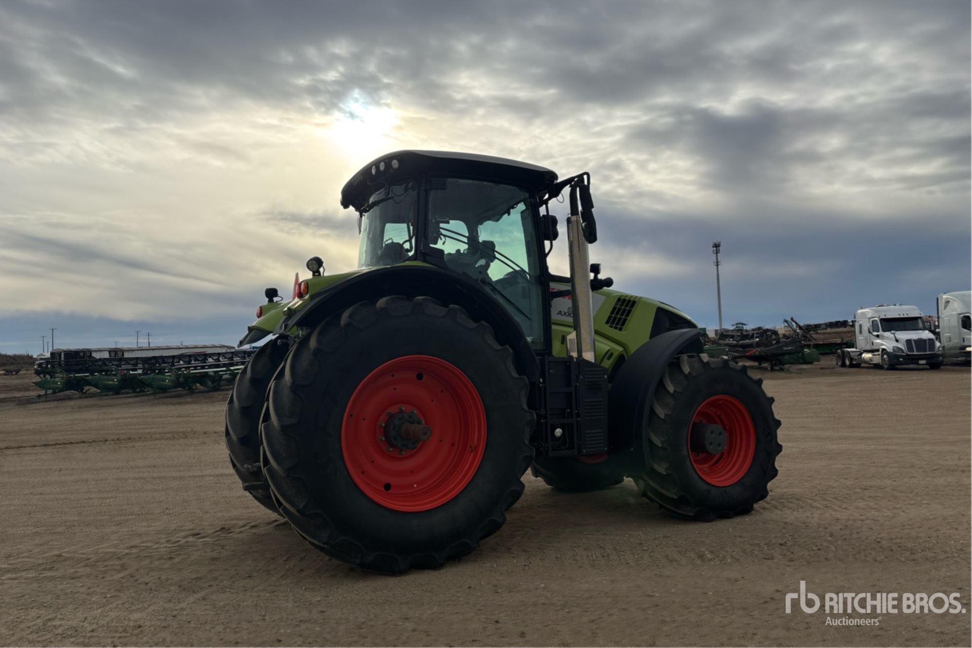 General Appearance with Picture, Right Rear Corner