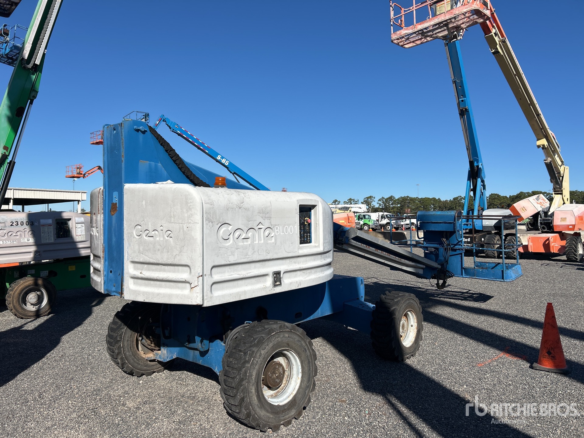 General Appearance with Image, coin arrière droit