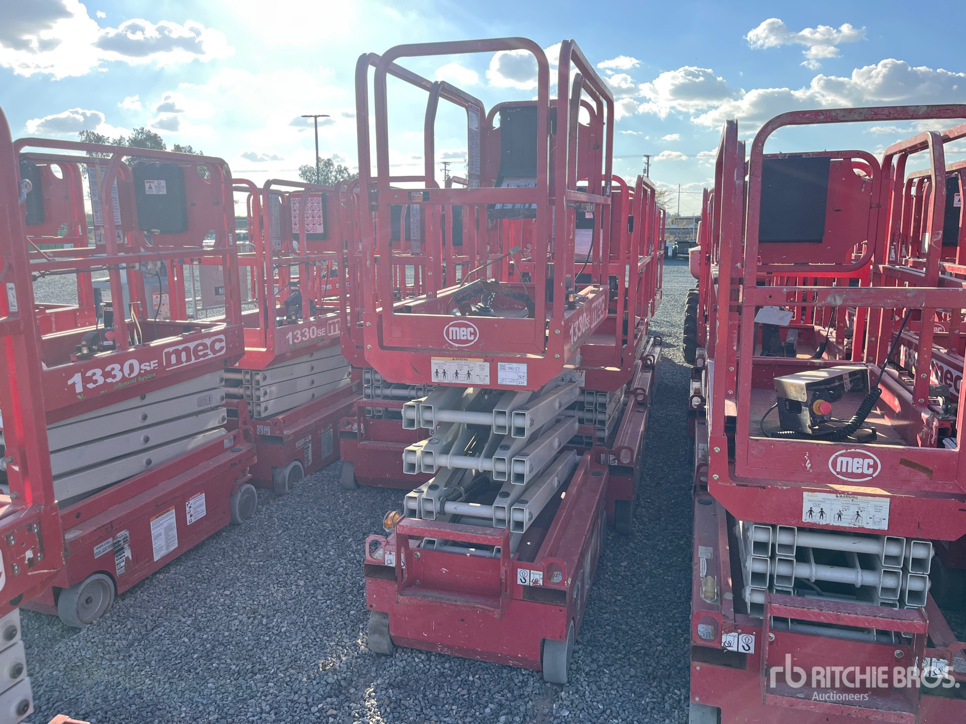 General Appearance with Bild, Ecke vorne rechts