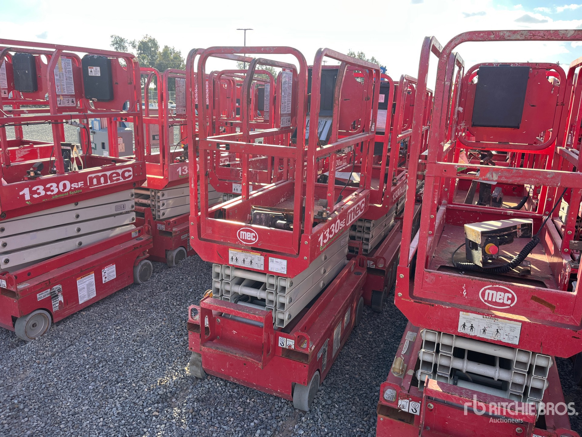 General Appearance with Bild, Ecke hinten links