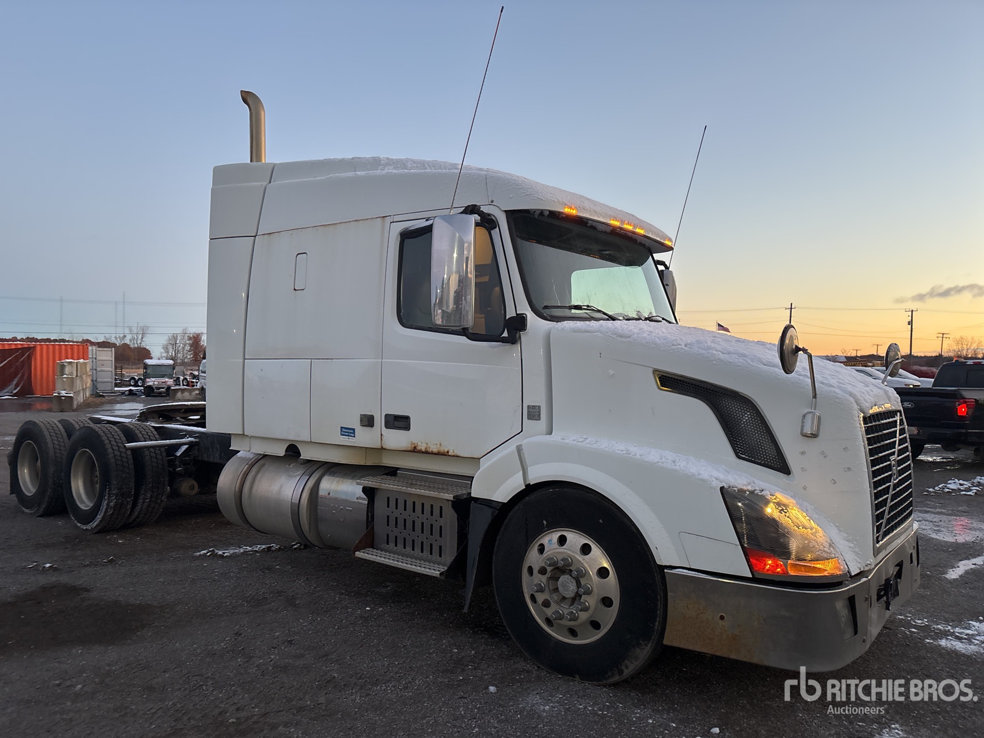 General Appearance with Bild, Ecke vorne rechts