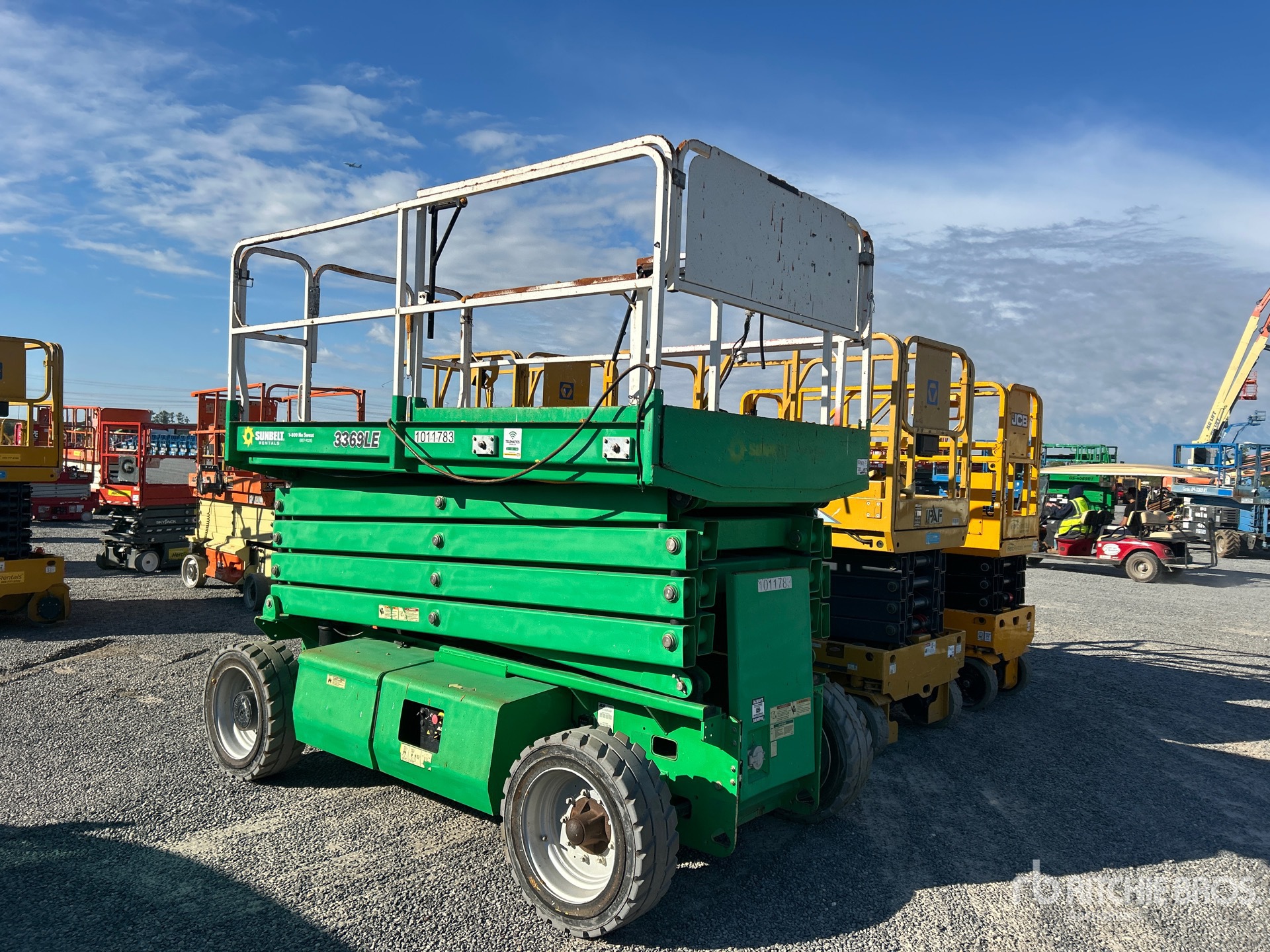 General Appearance with Foto, angolo anteriore destro