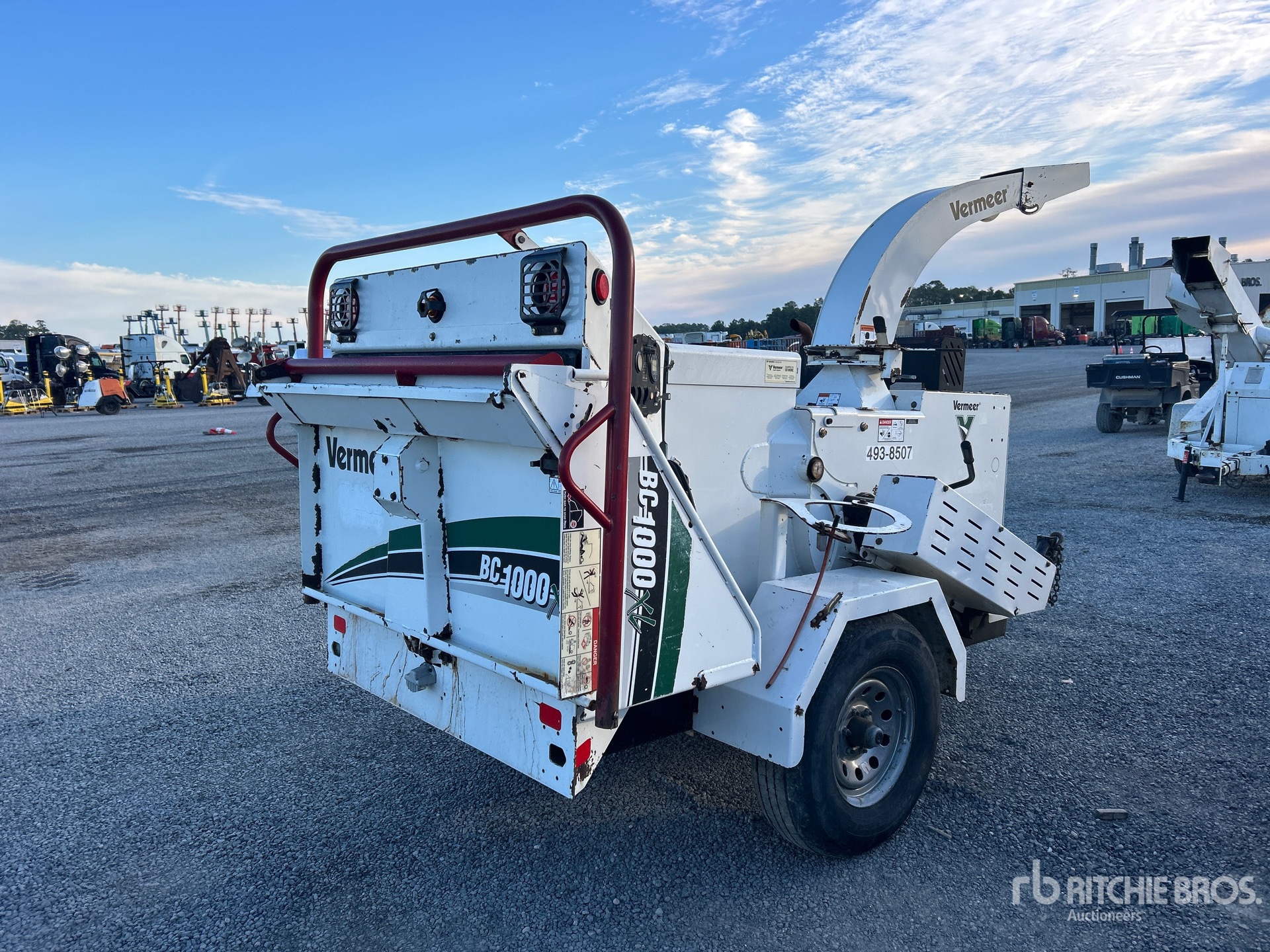 General Appearance with Foto, angolo anteriore sinistro