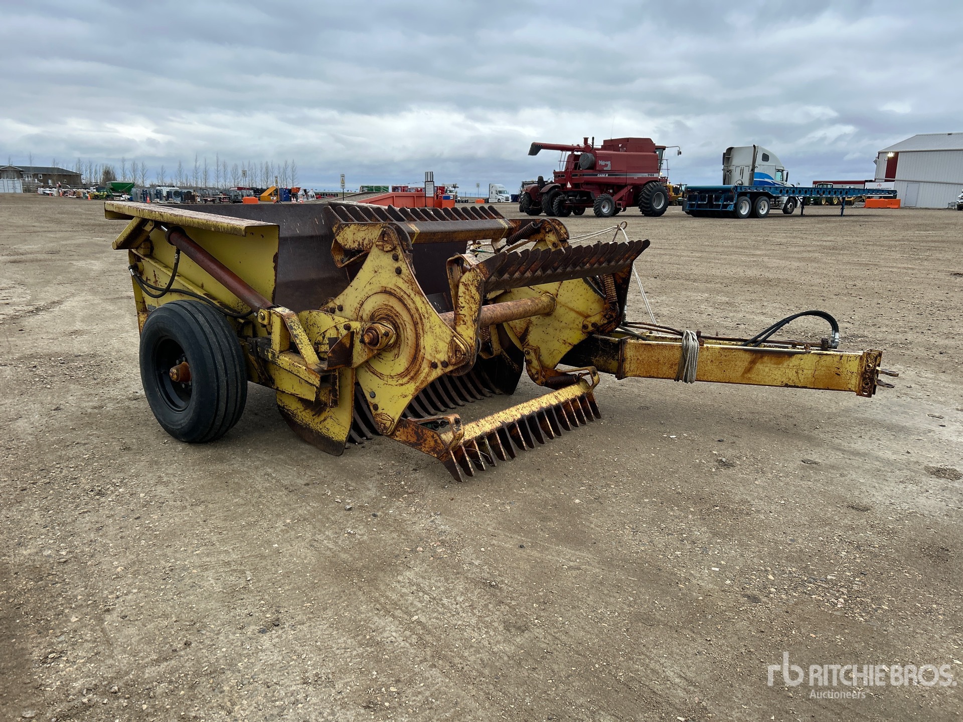 General Appearance with Picture, Right Front Corner