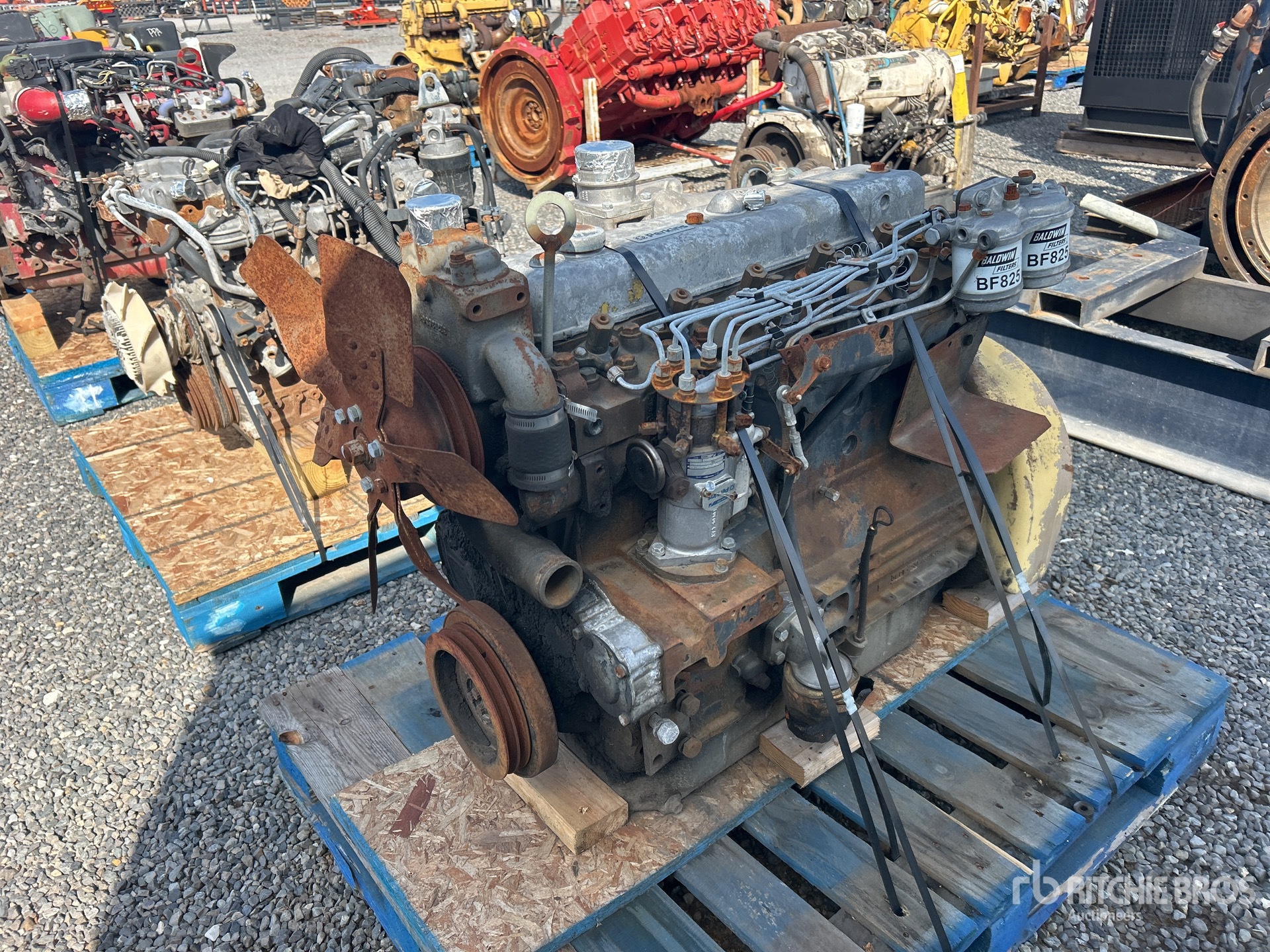 General Appearance with Foto, angolo anteriore sinistro