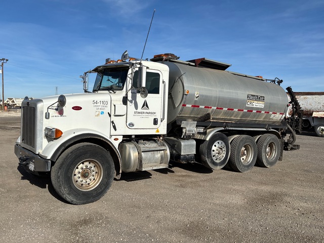 Bearcat 3400 gal on 2012 Peterbilt BC501 6x4 Asphalt Distributor Truck