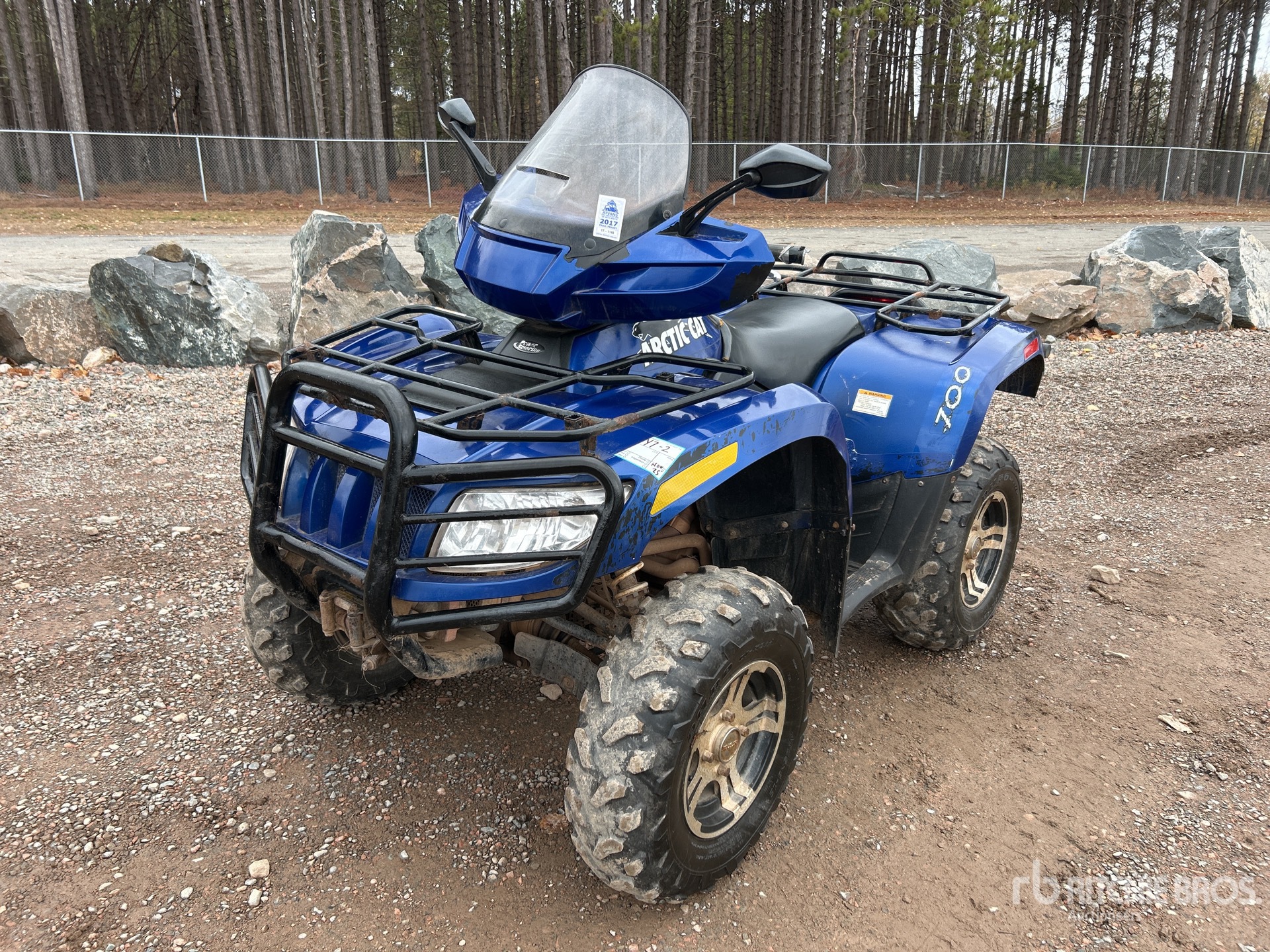 General Appearance with Featured Photo