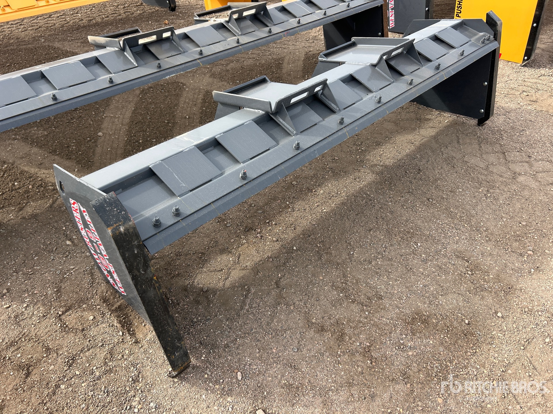 General Appearance with Imagen: esquina trasera izquierda