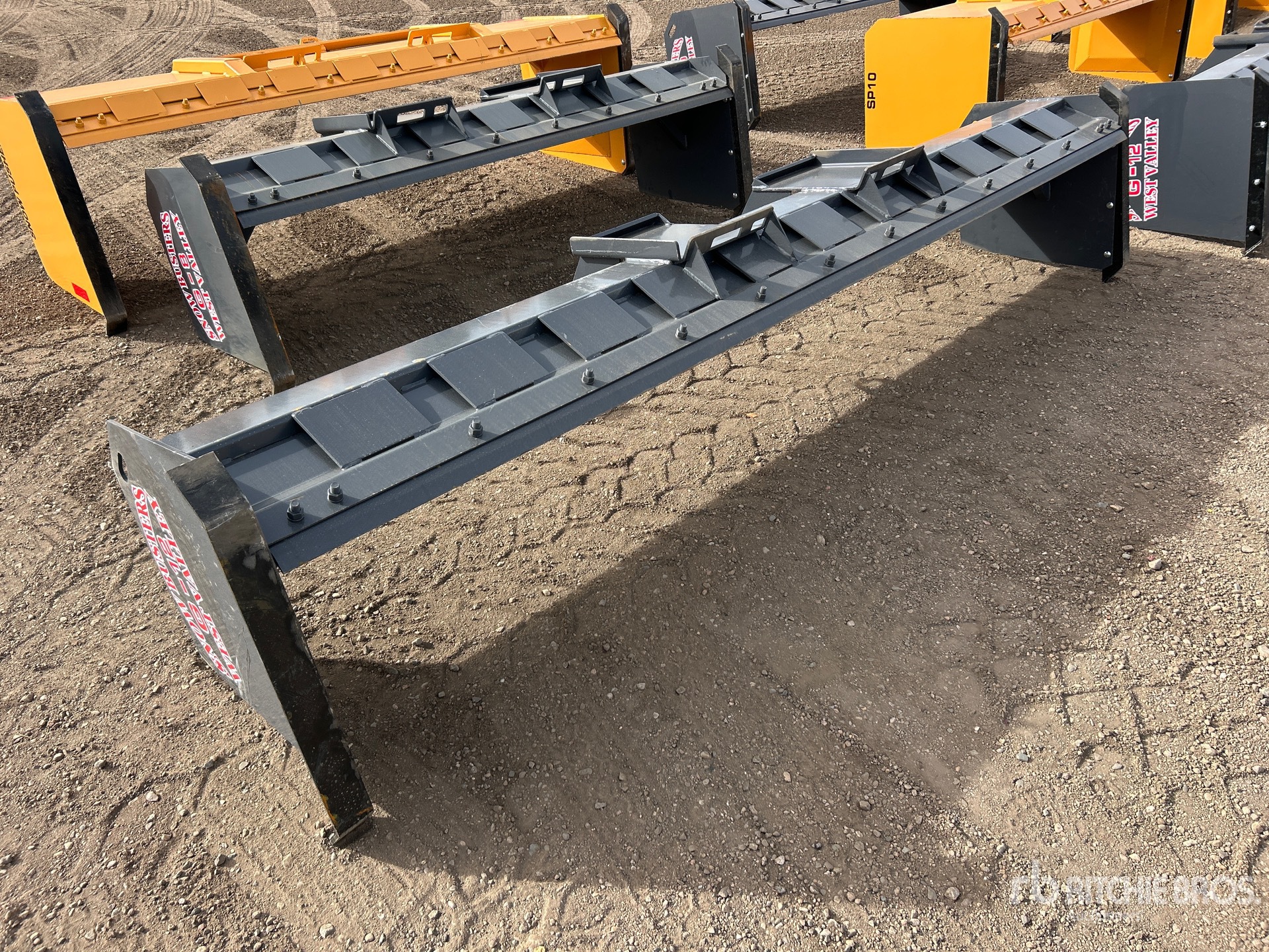 General Appearance with Imagen: esquina trasera izquierda