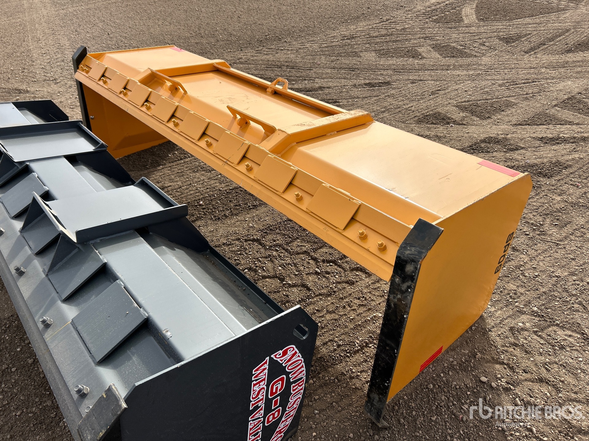 General Appearance with Imagen: esquina trasera derecha