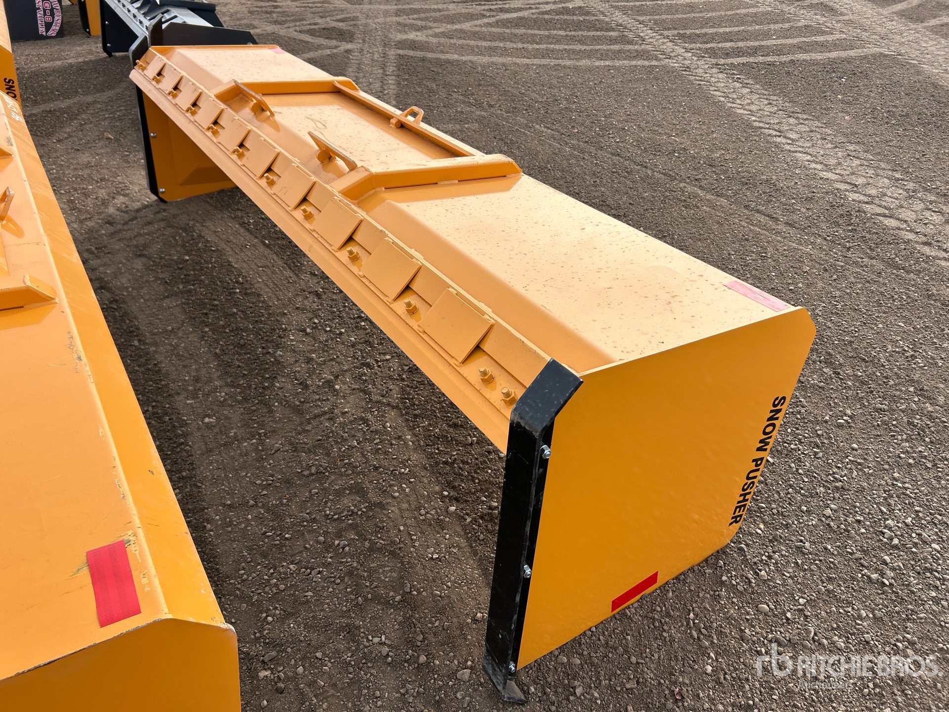 General Appearance with Imagen: esquina trasera derecha