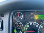 Cab with Oil Pressure