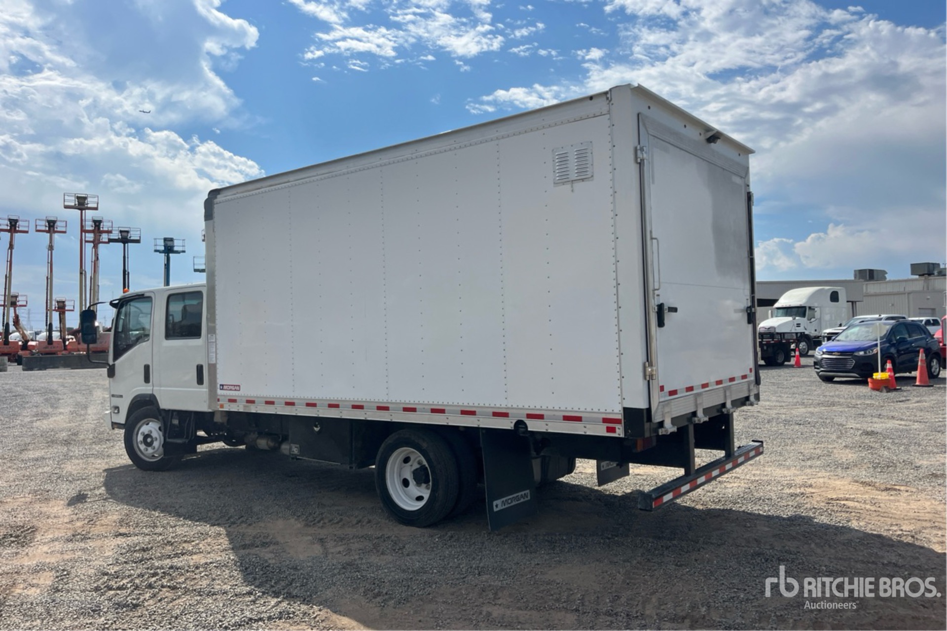 General Appearance with Bild, Ecke hinten links