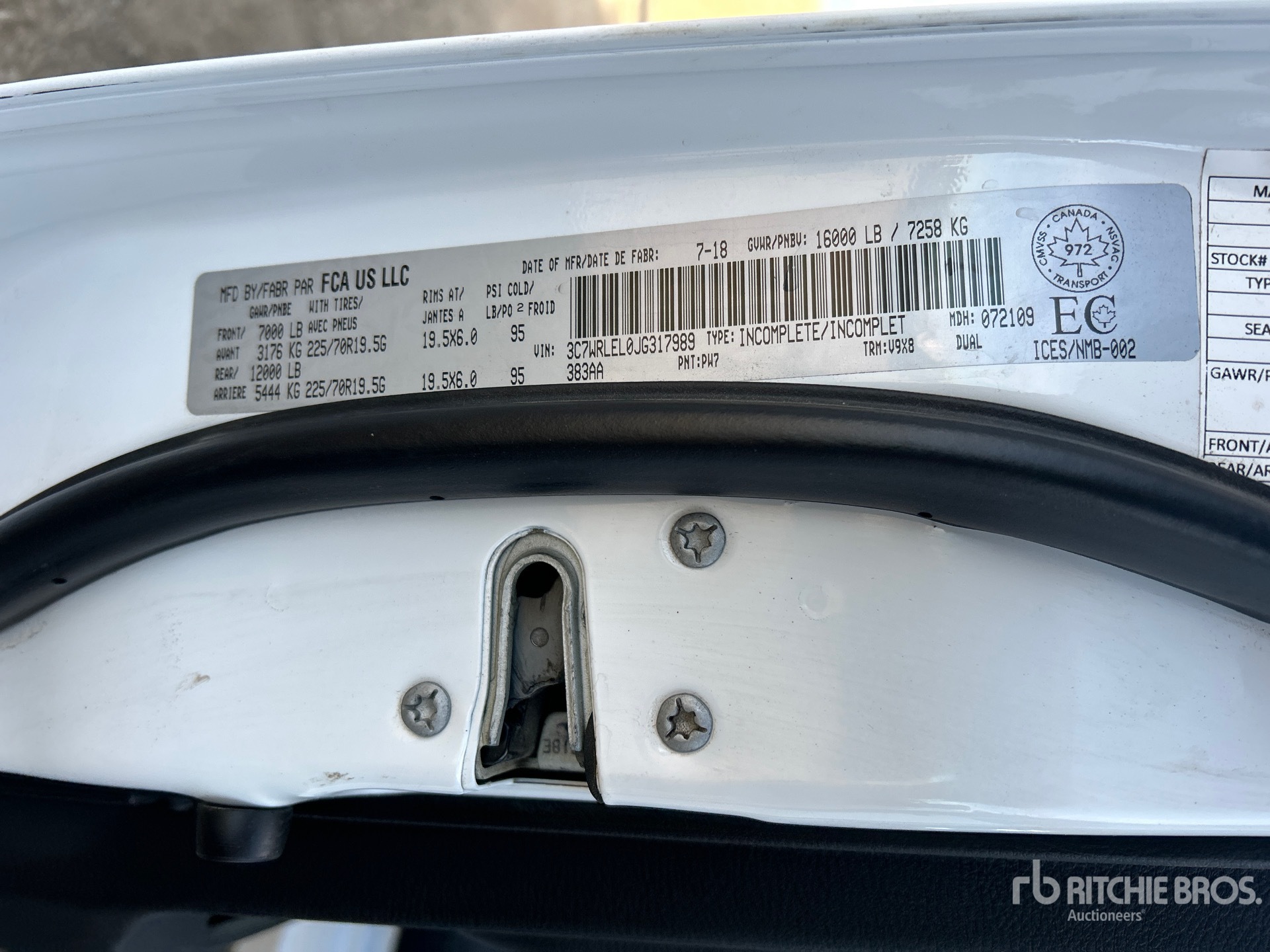 Aspect général with Numéro de série/Numéro d'identification du véhicule automobile