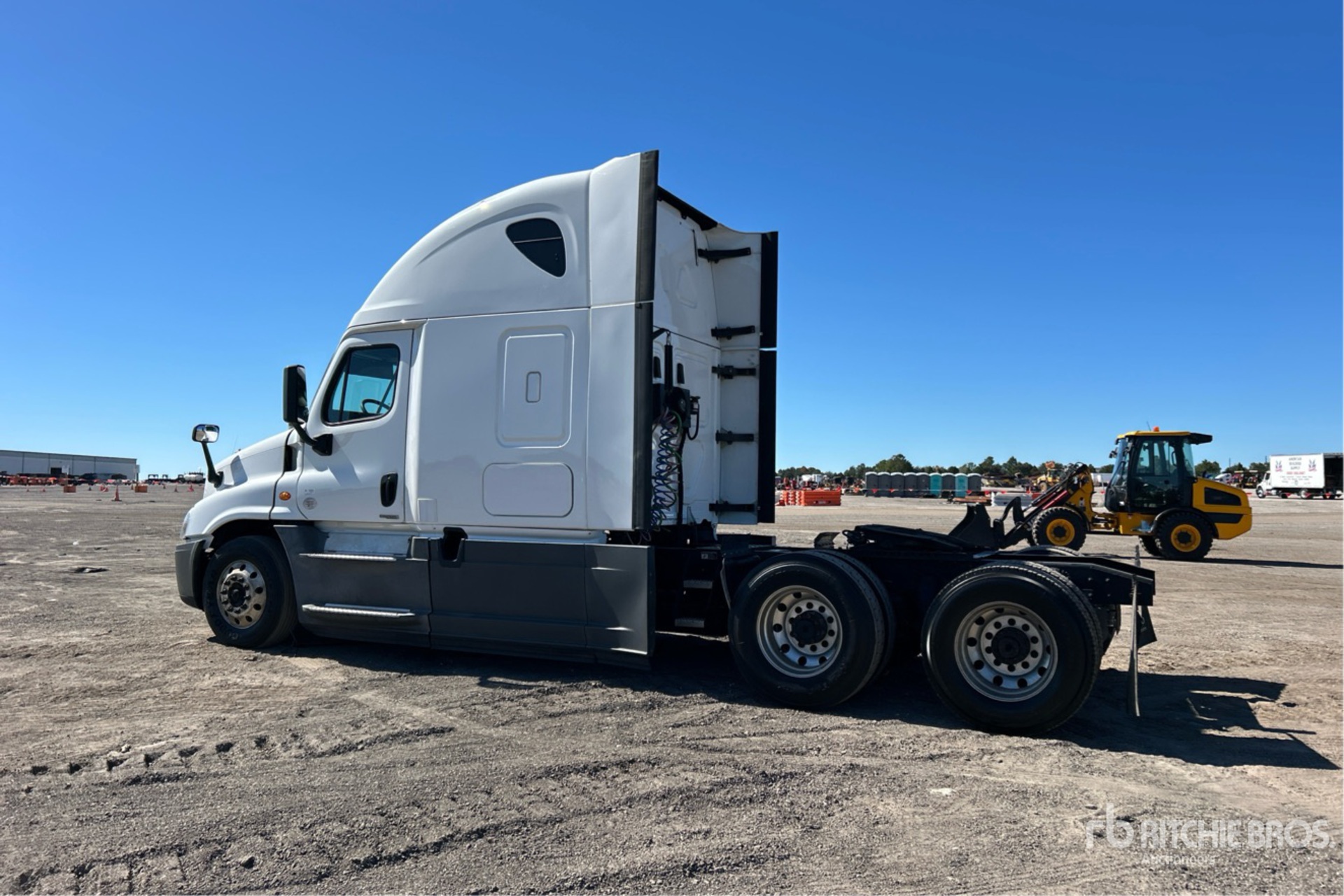 General Appearance with Zdjęcie, lewy dolny róg