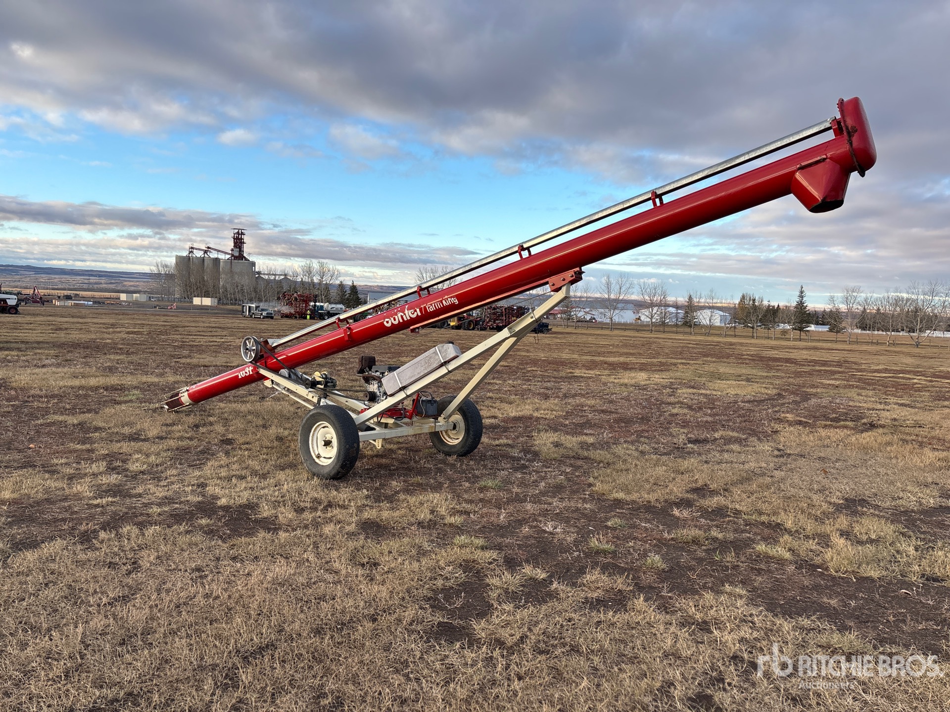 General Appearance with Bild, Ecke hinten links